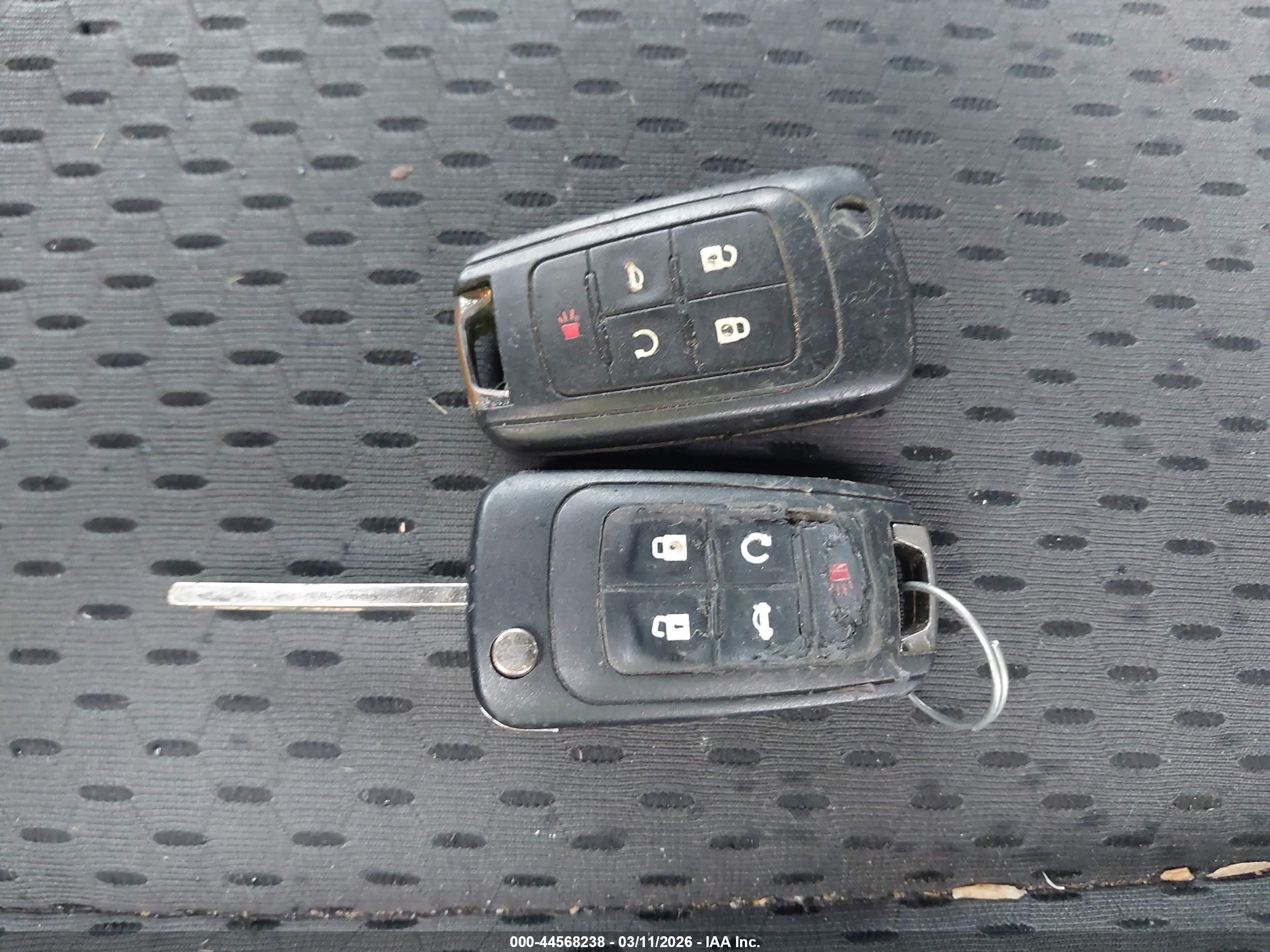 GMC TERRAIN image 11