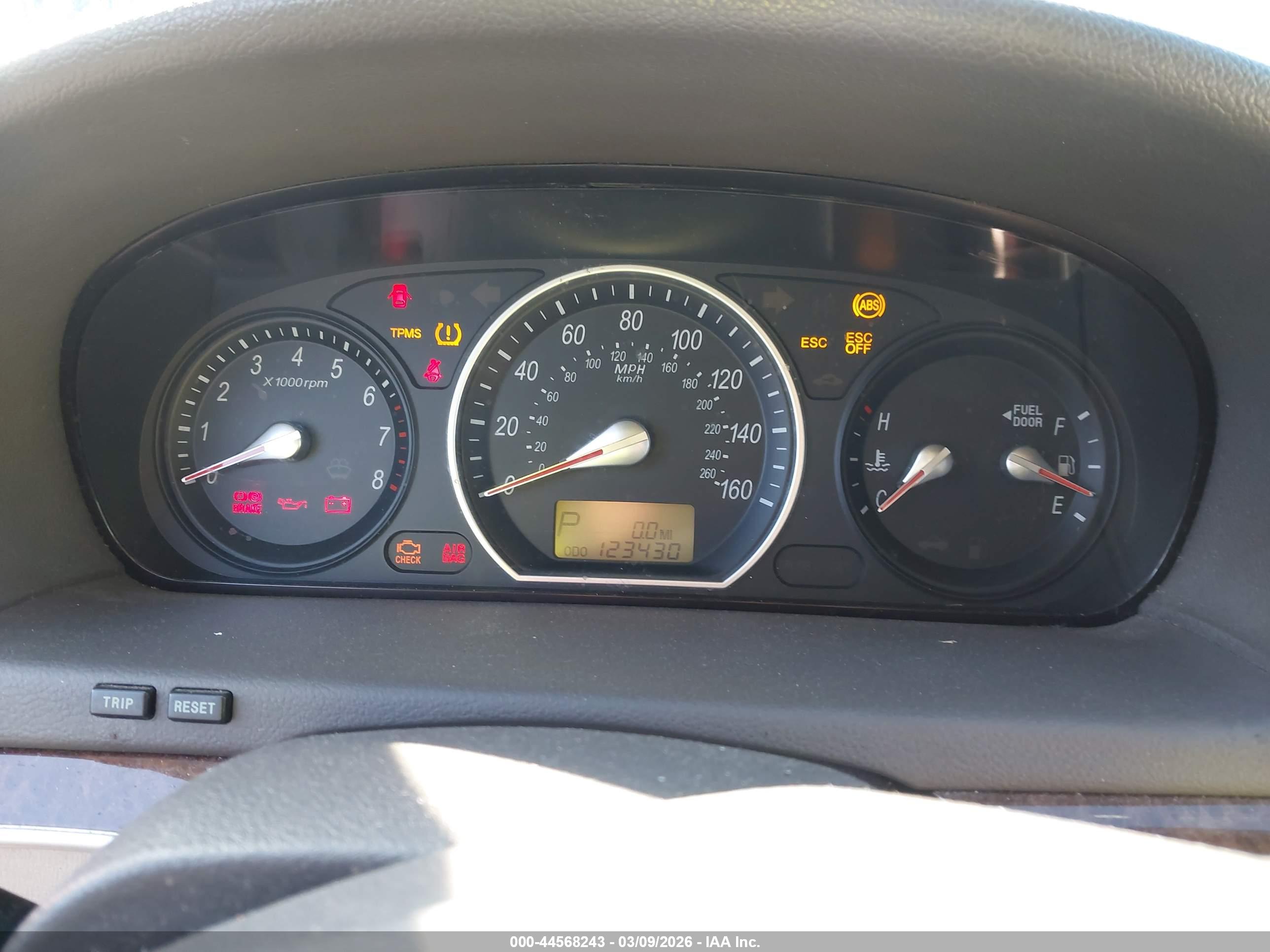HYUNDAI SONATA image 7