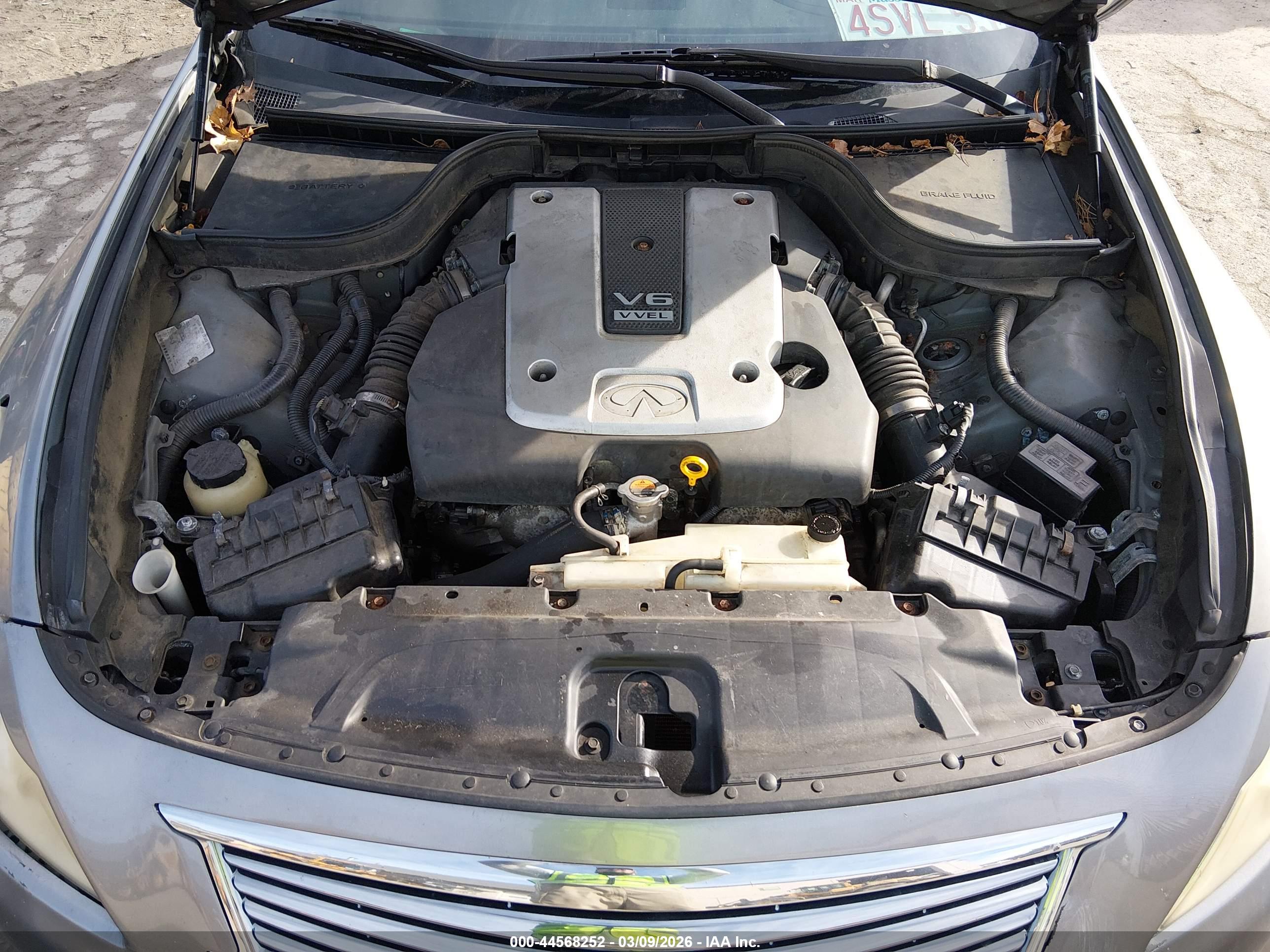 INFINITI G37X image 10
