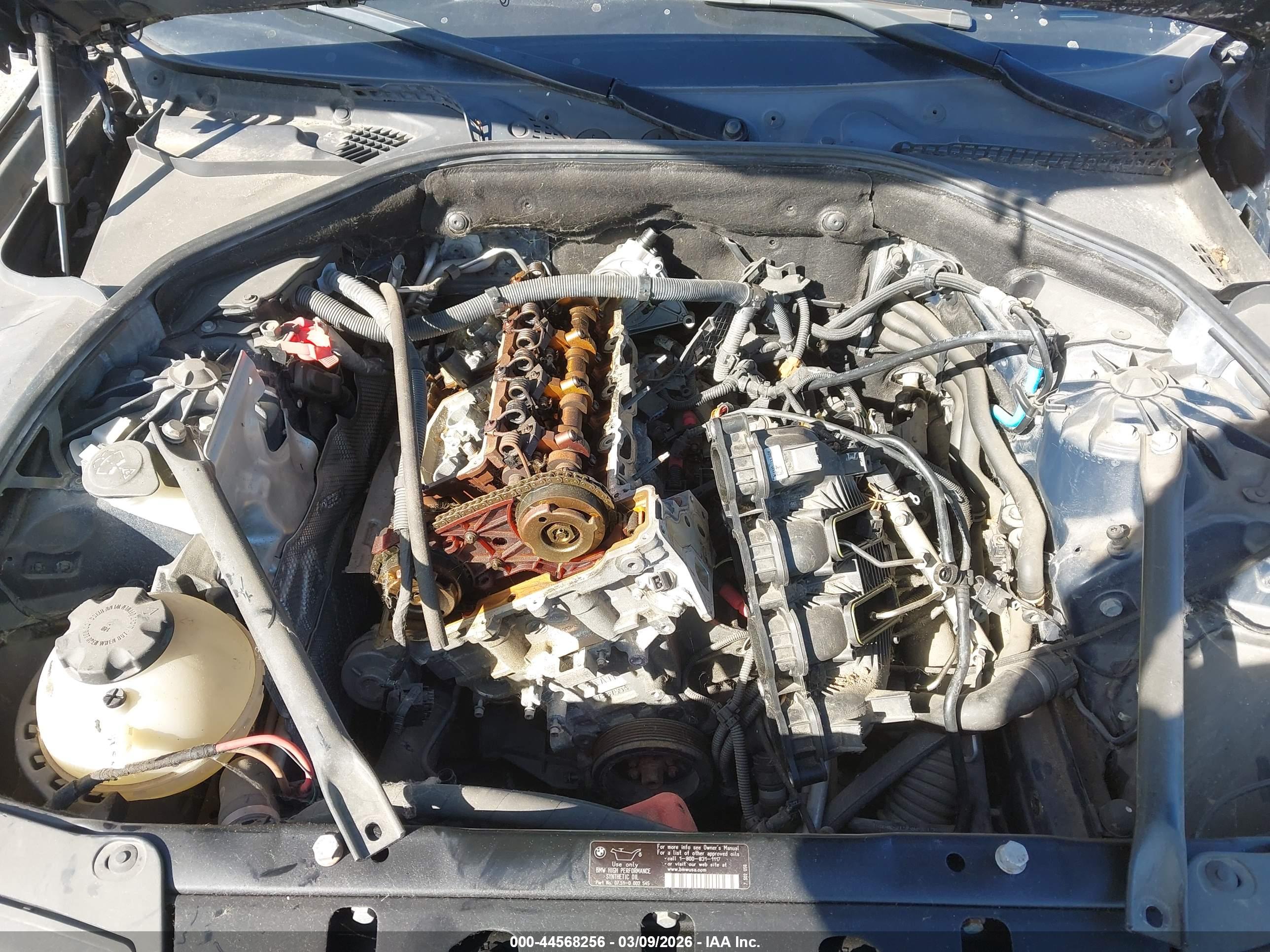 BMW 528I image 10