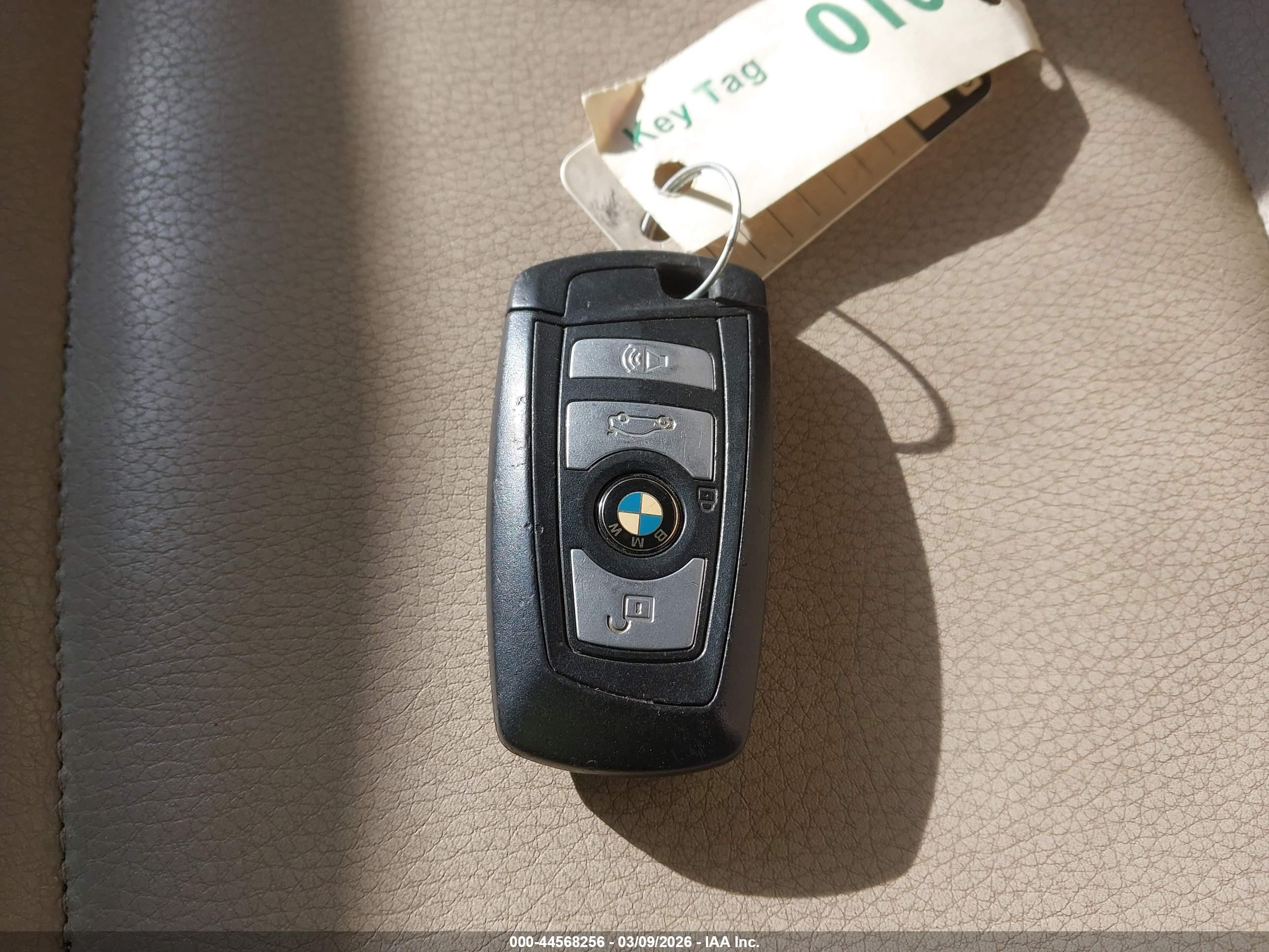 BMW 528I image 11