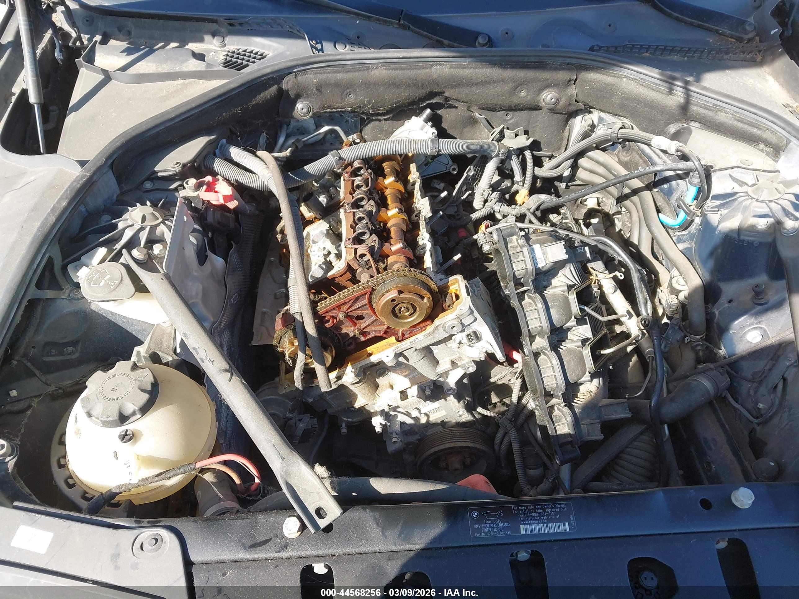 BMW 528I image 6