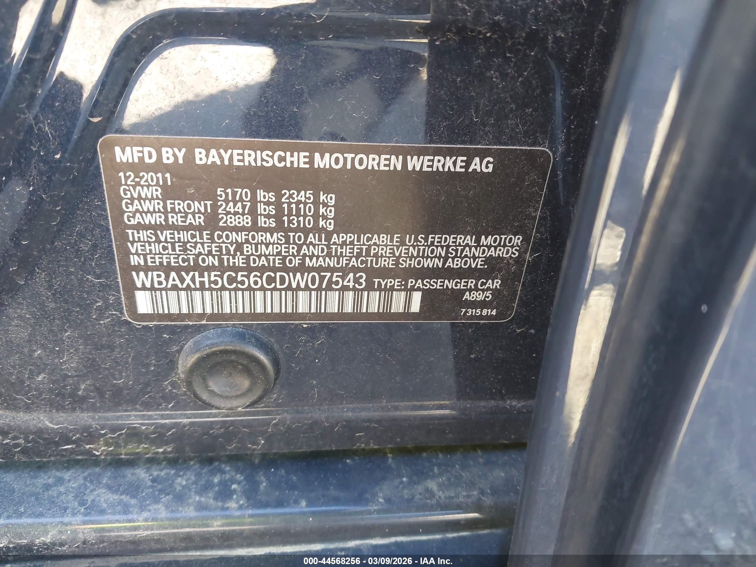 BMW 528I image 9