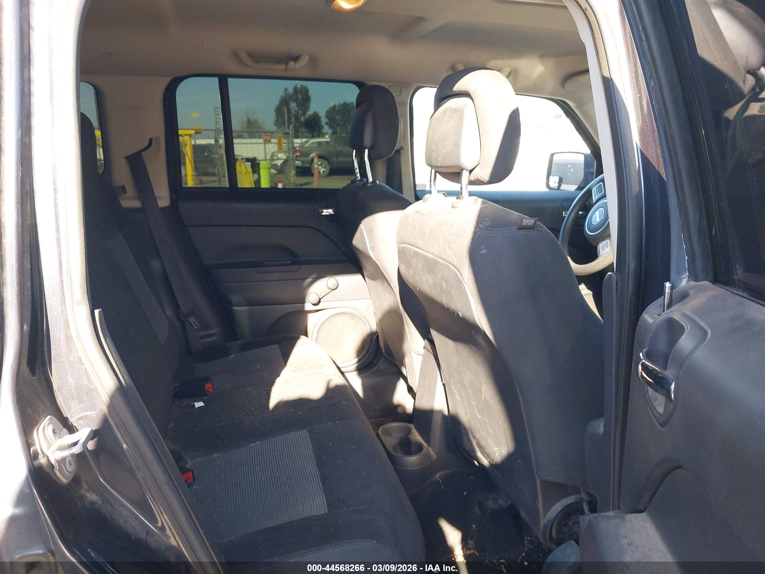 JEEP PATRIOT image 8