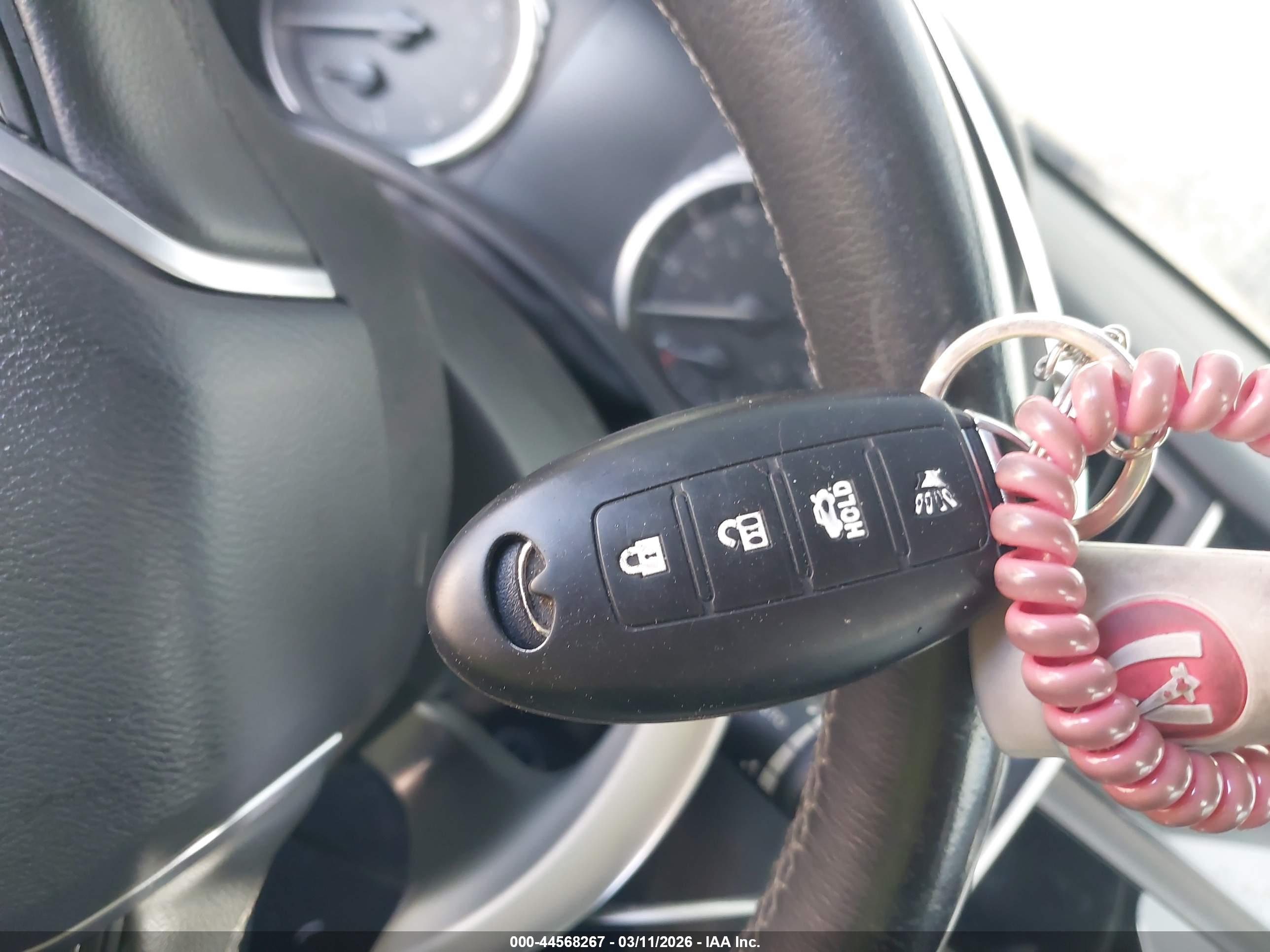 INFINITI Q50 image 11