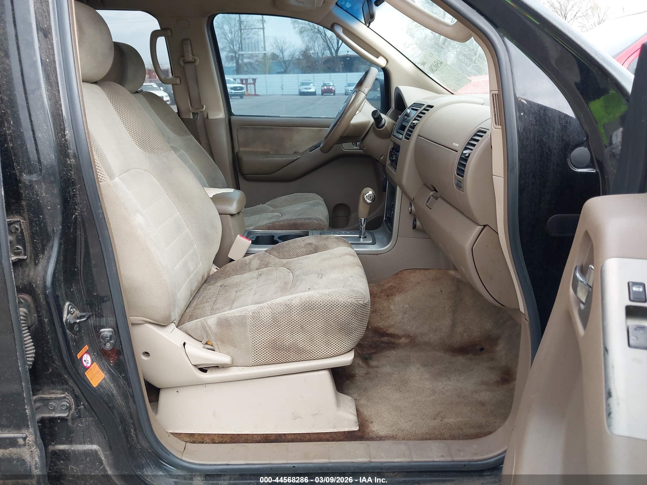 NISSAN PATHFINDER image 5