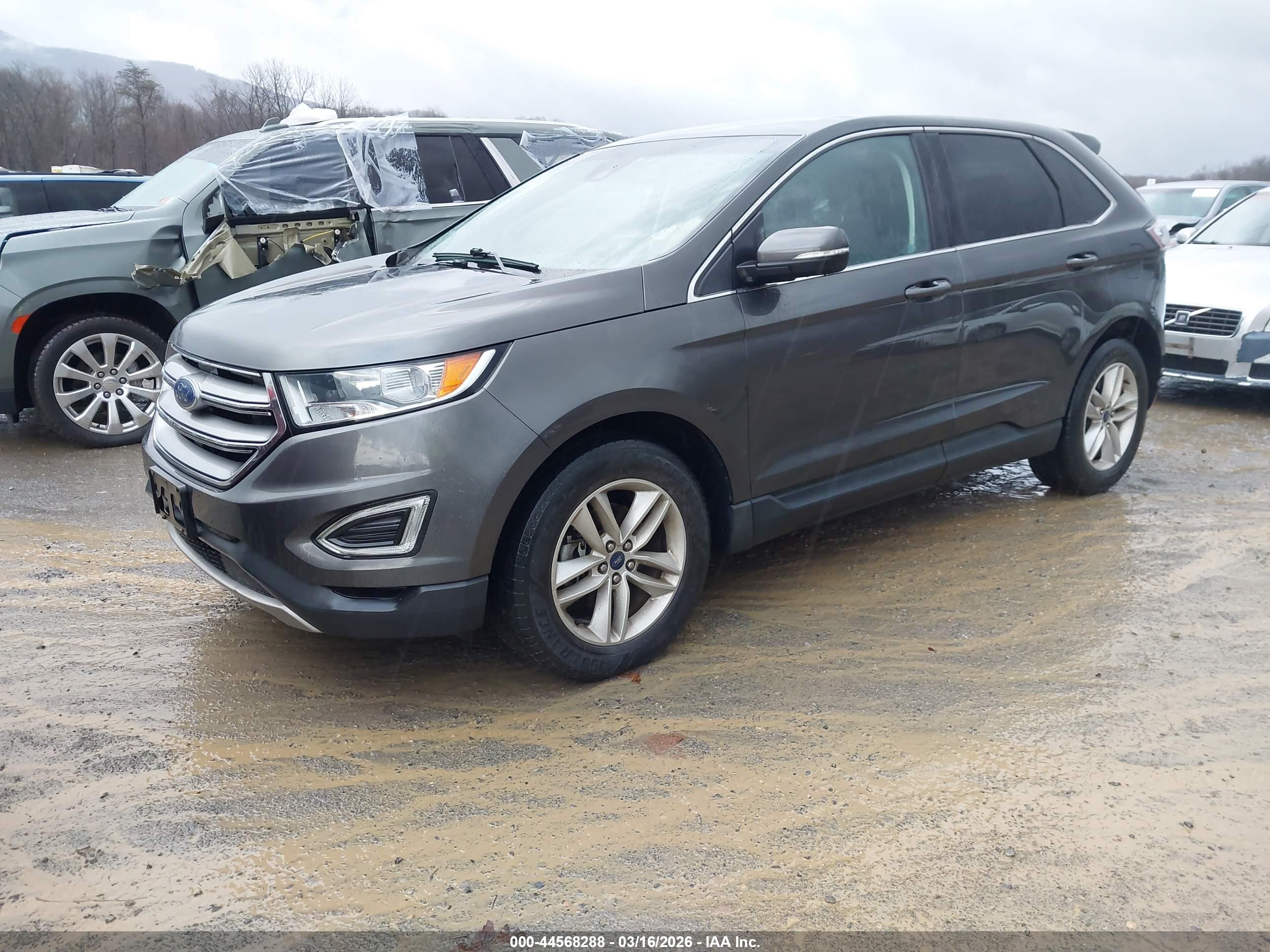 FORD EDGE image 2