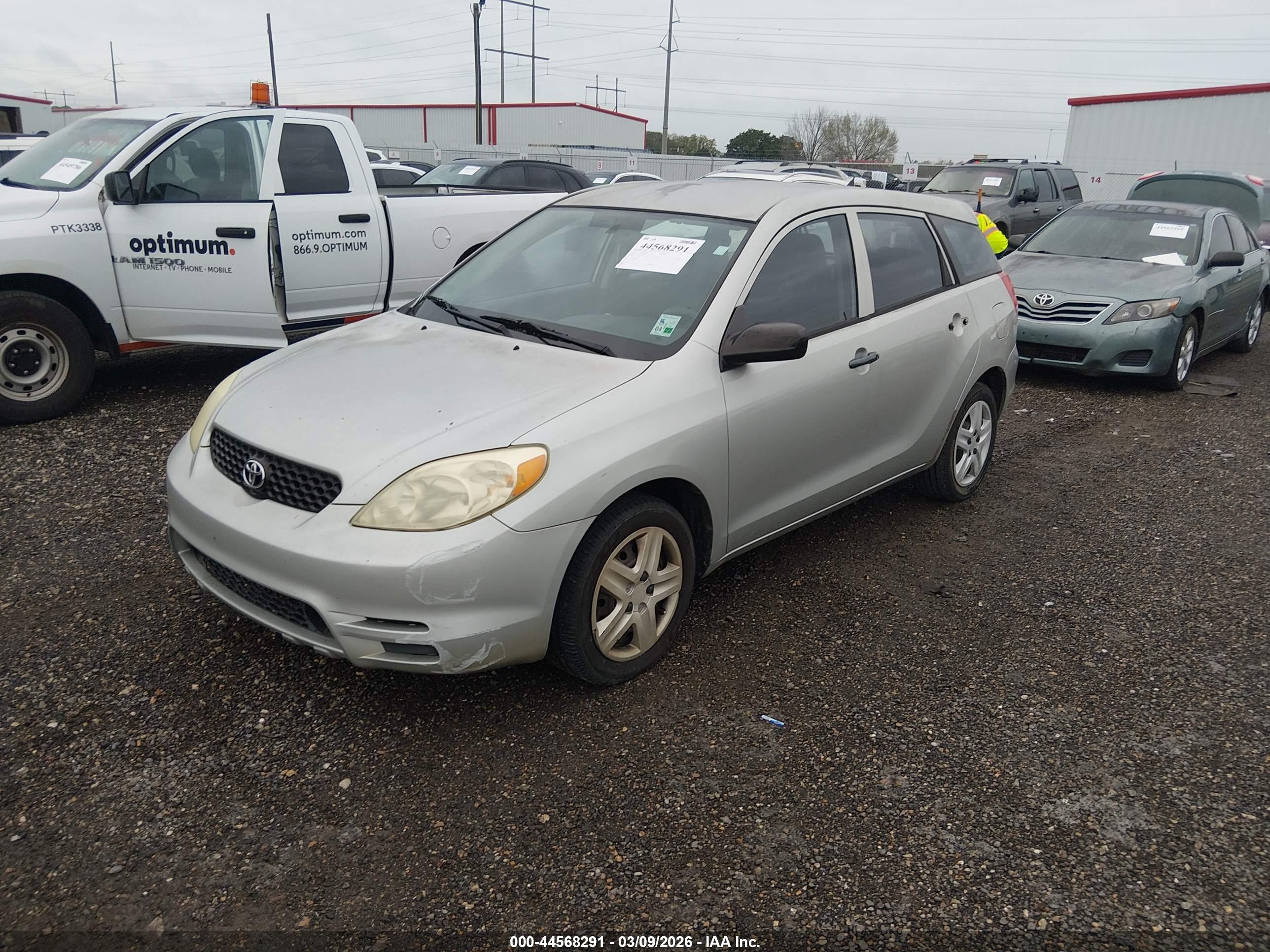 TOYOTA MATRIX image 2