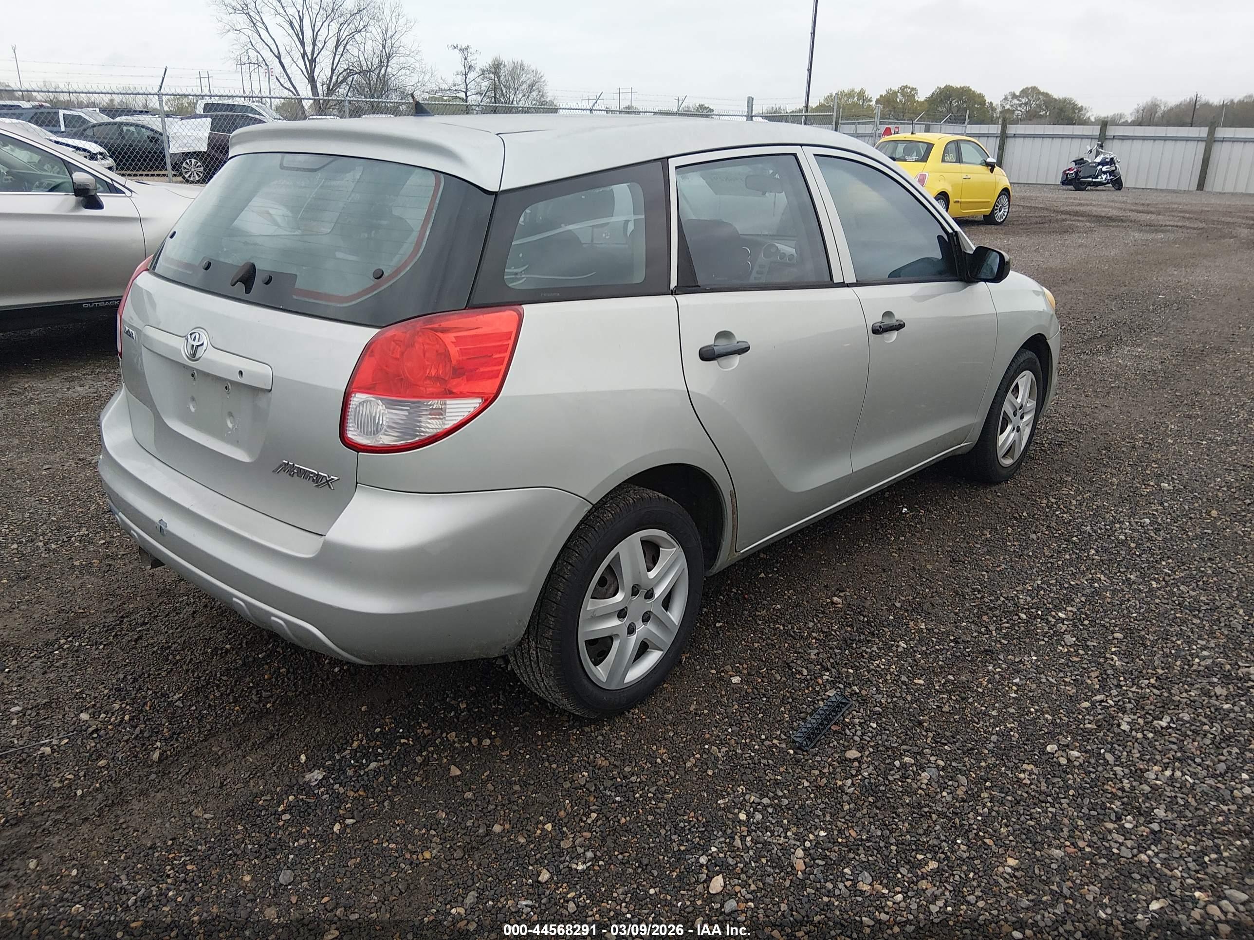 TOYOTA MATRIX image 4