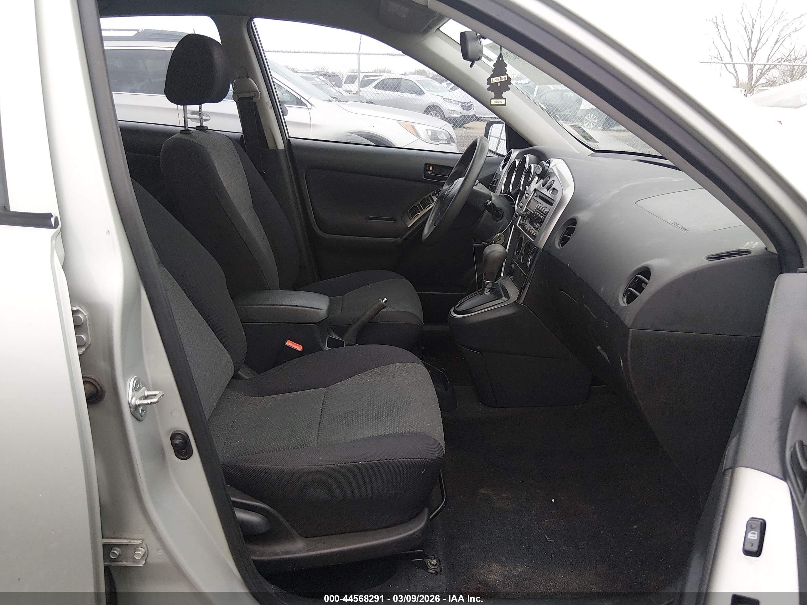 TOYOTA MATRIX image 5