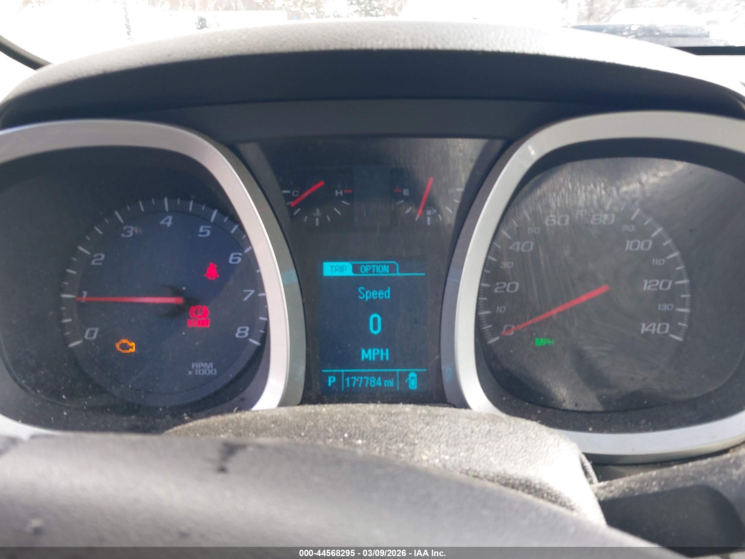 CHEVROLET EQUINOX image 7