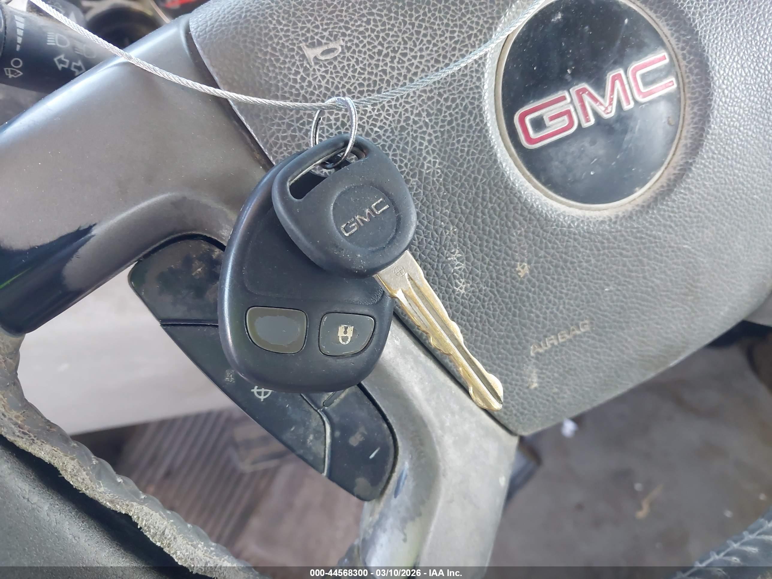 GMC SIERRA image 11