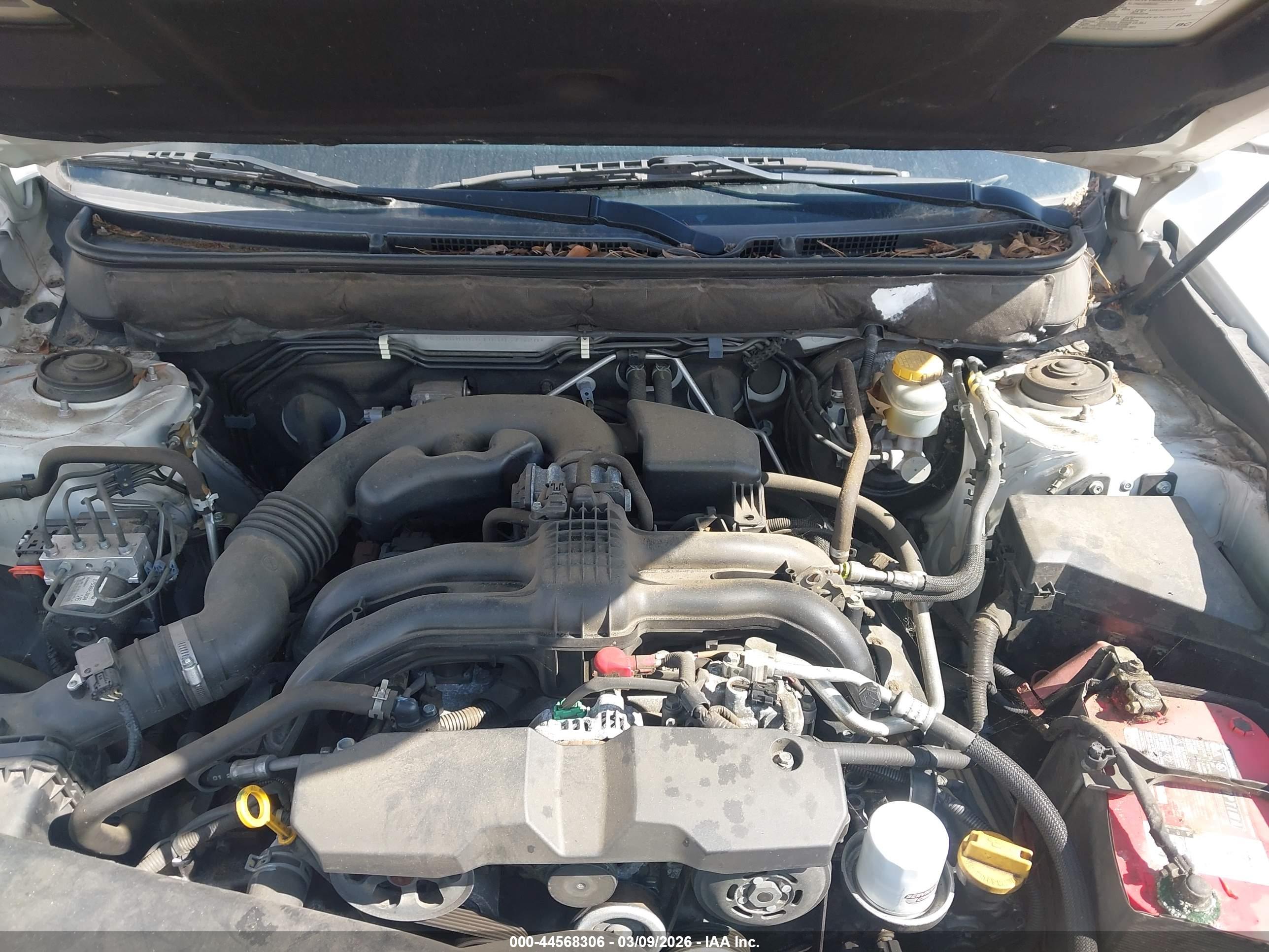 SUBARU LEGACY image 10
