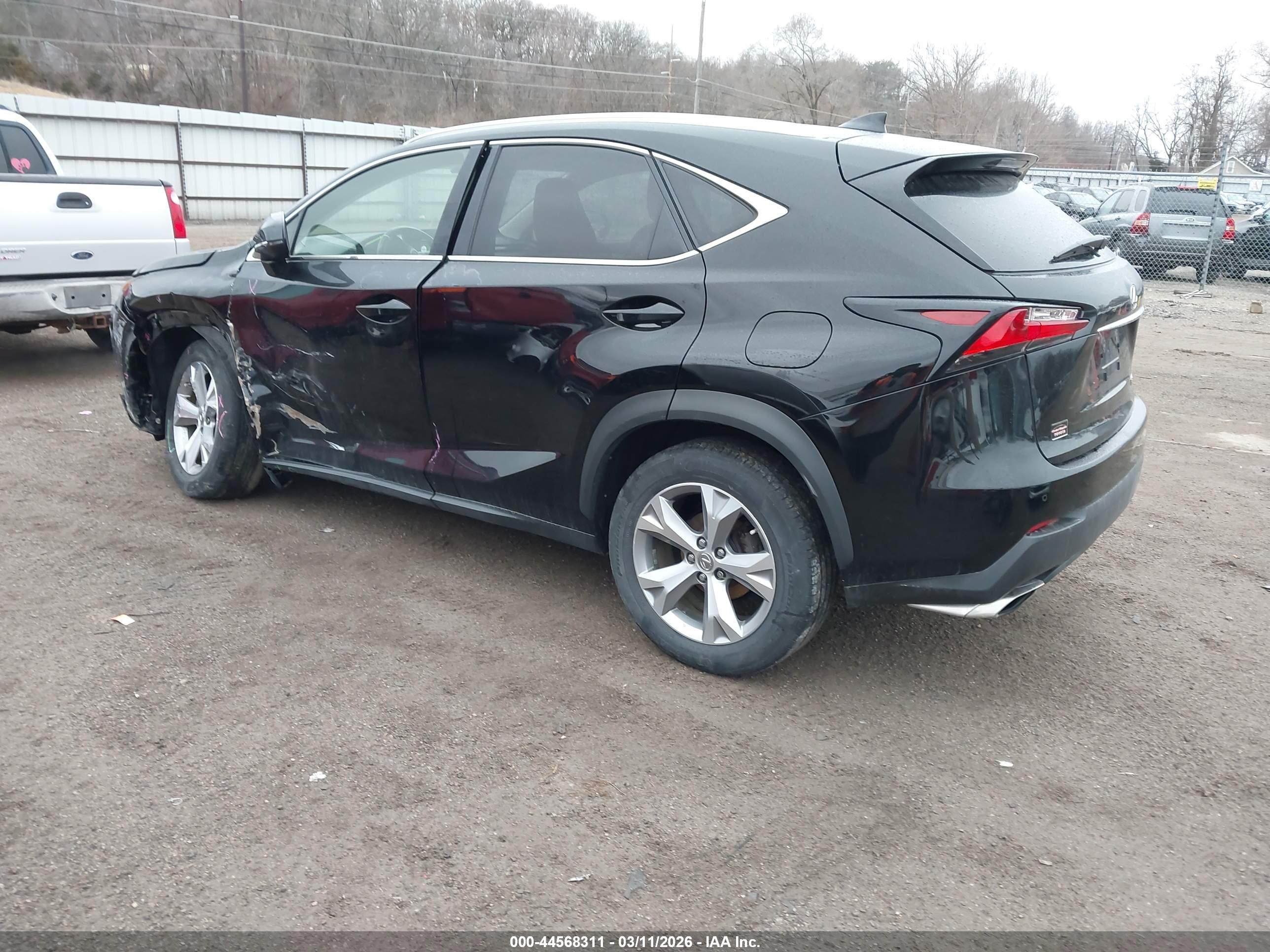 LEXUS NX image 3