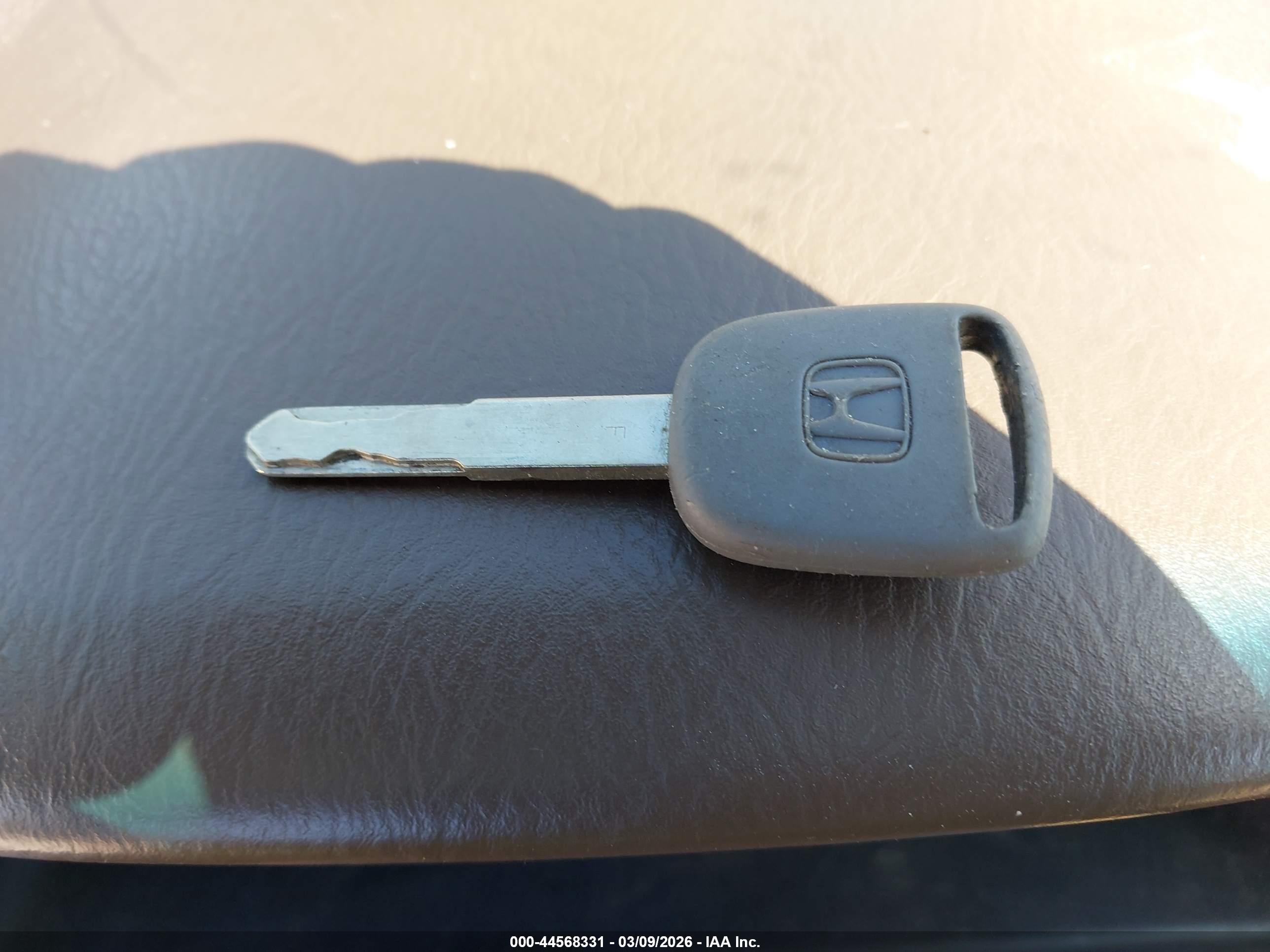 HONDA CR-V image 11