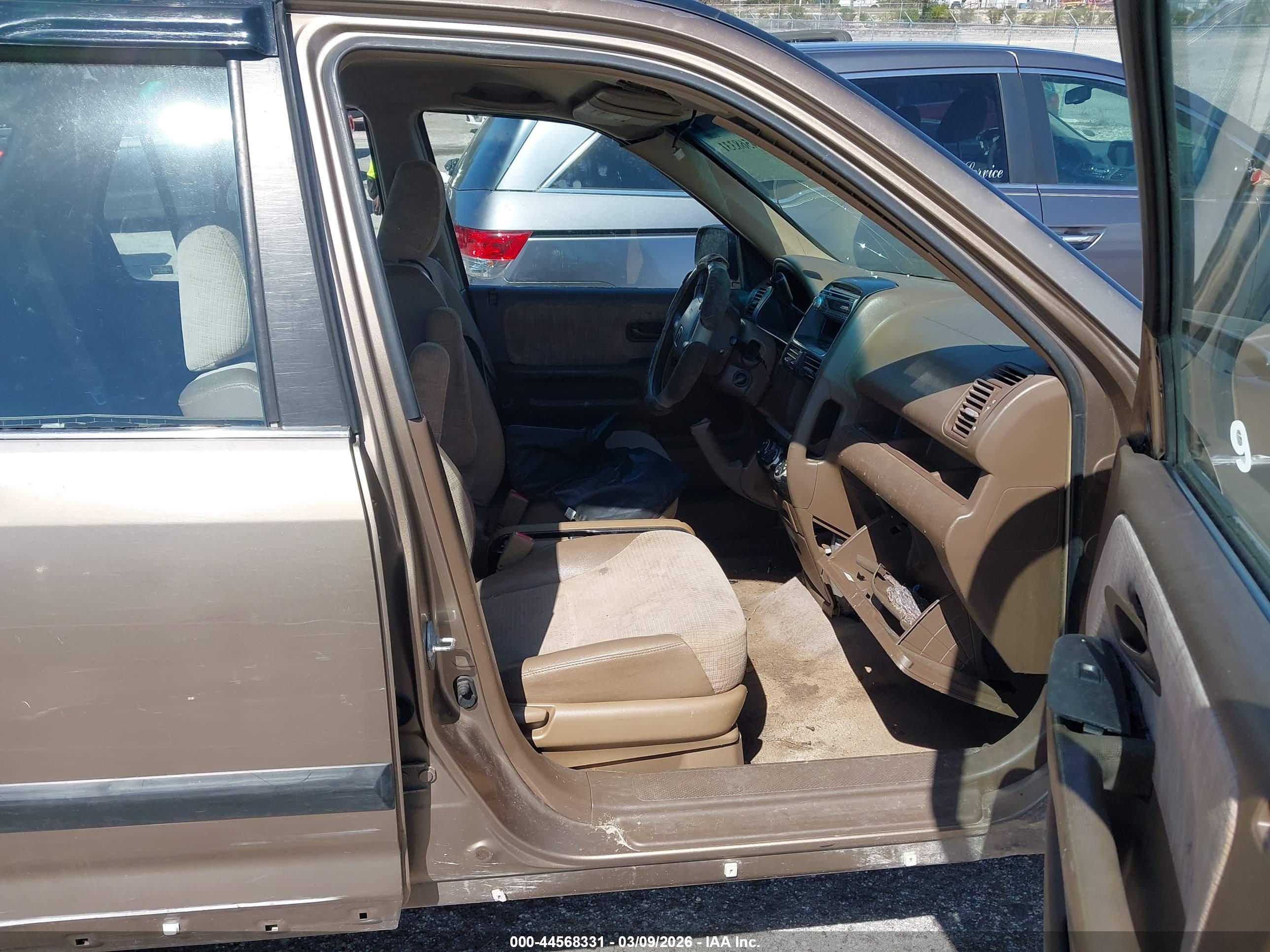 HONDA CR-V image 5