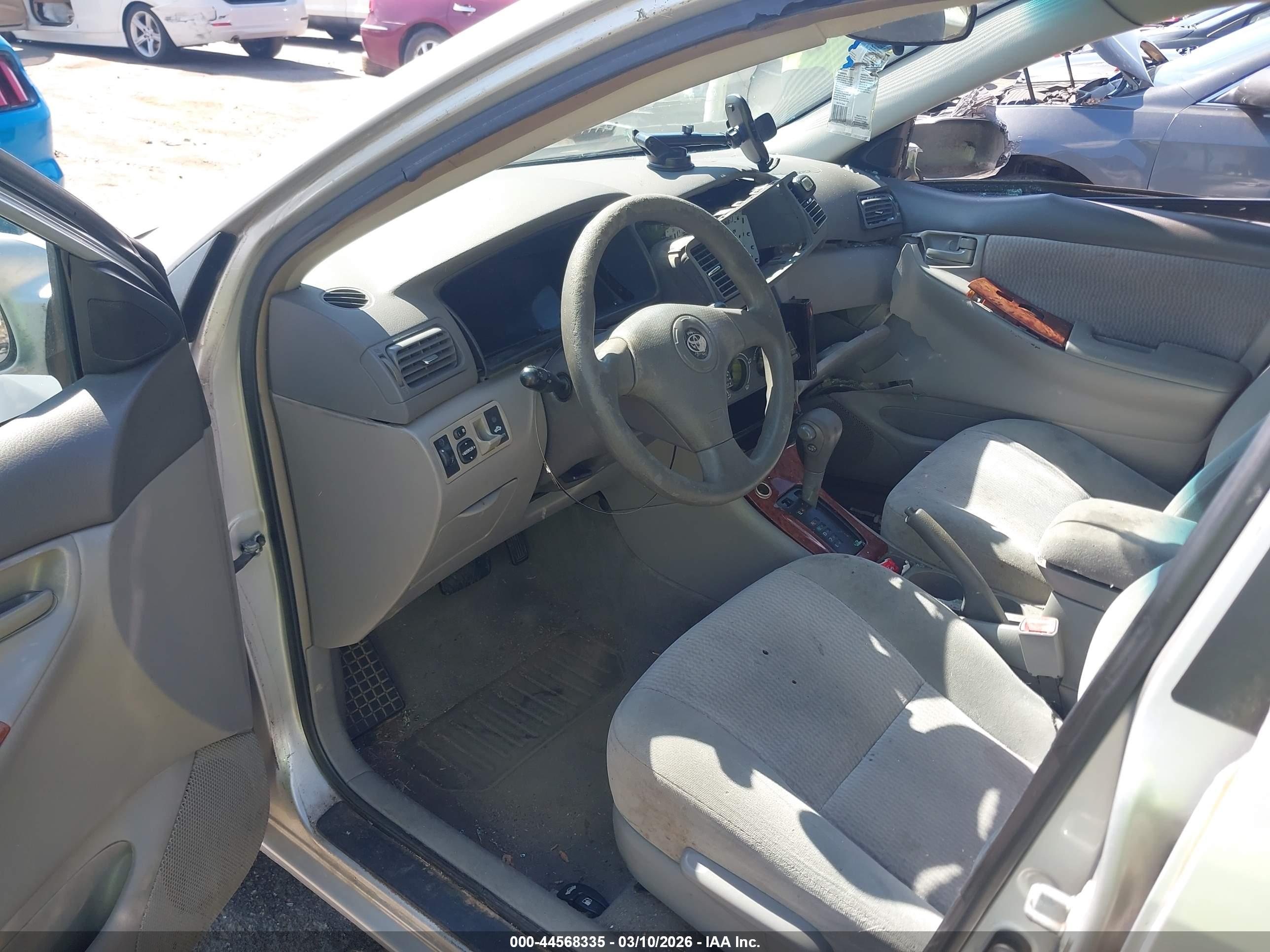 TOYOTA COROLLA image 5