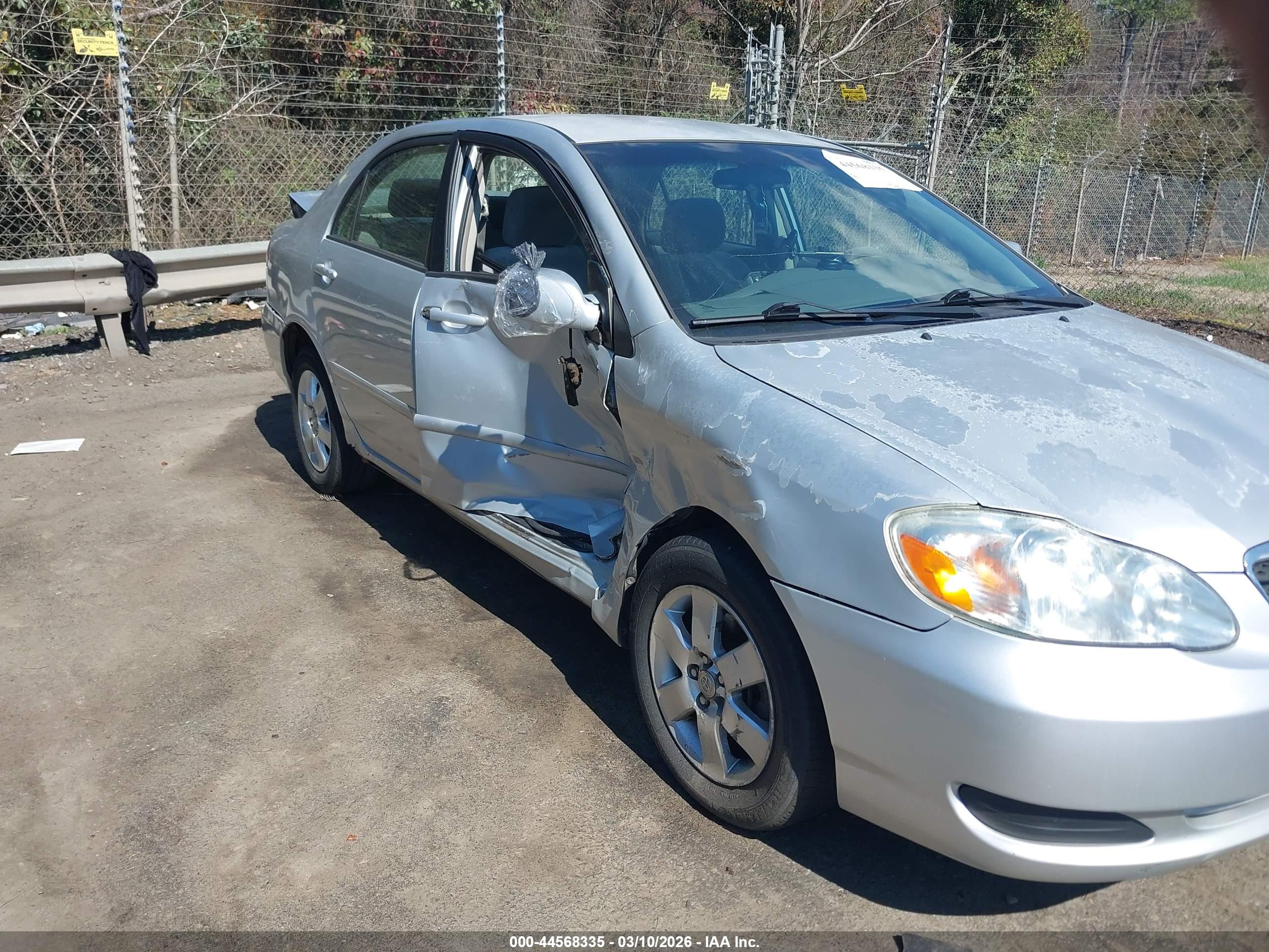 TOYOTA COROLLA image 6