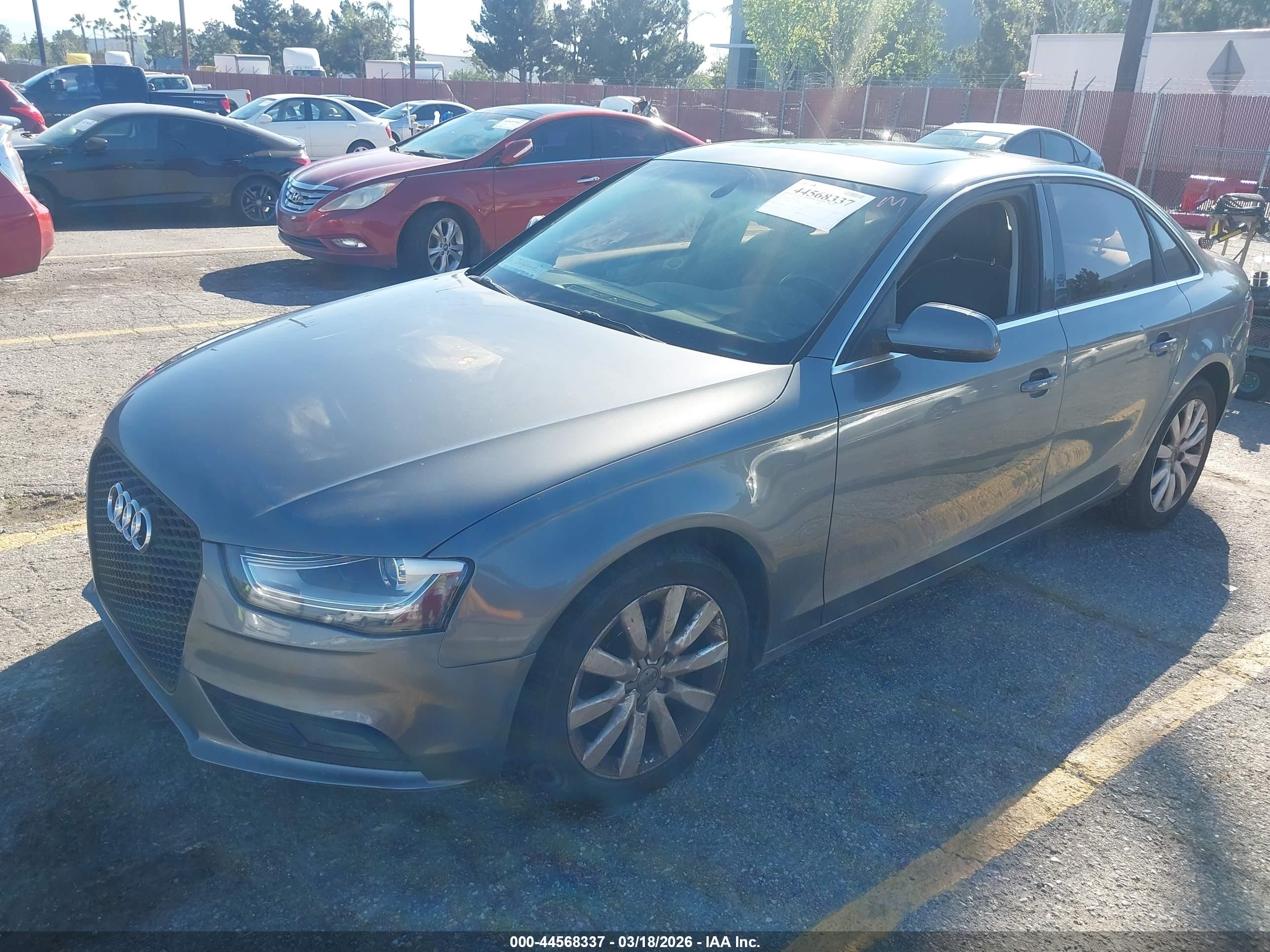 AUDI A4 image 2