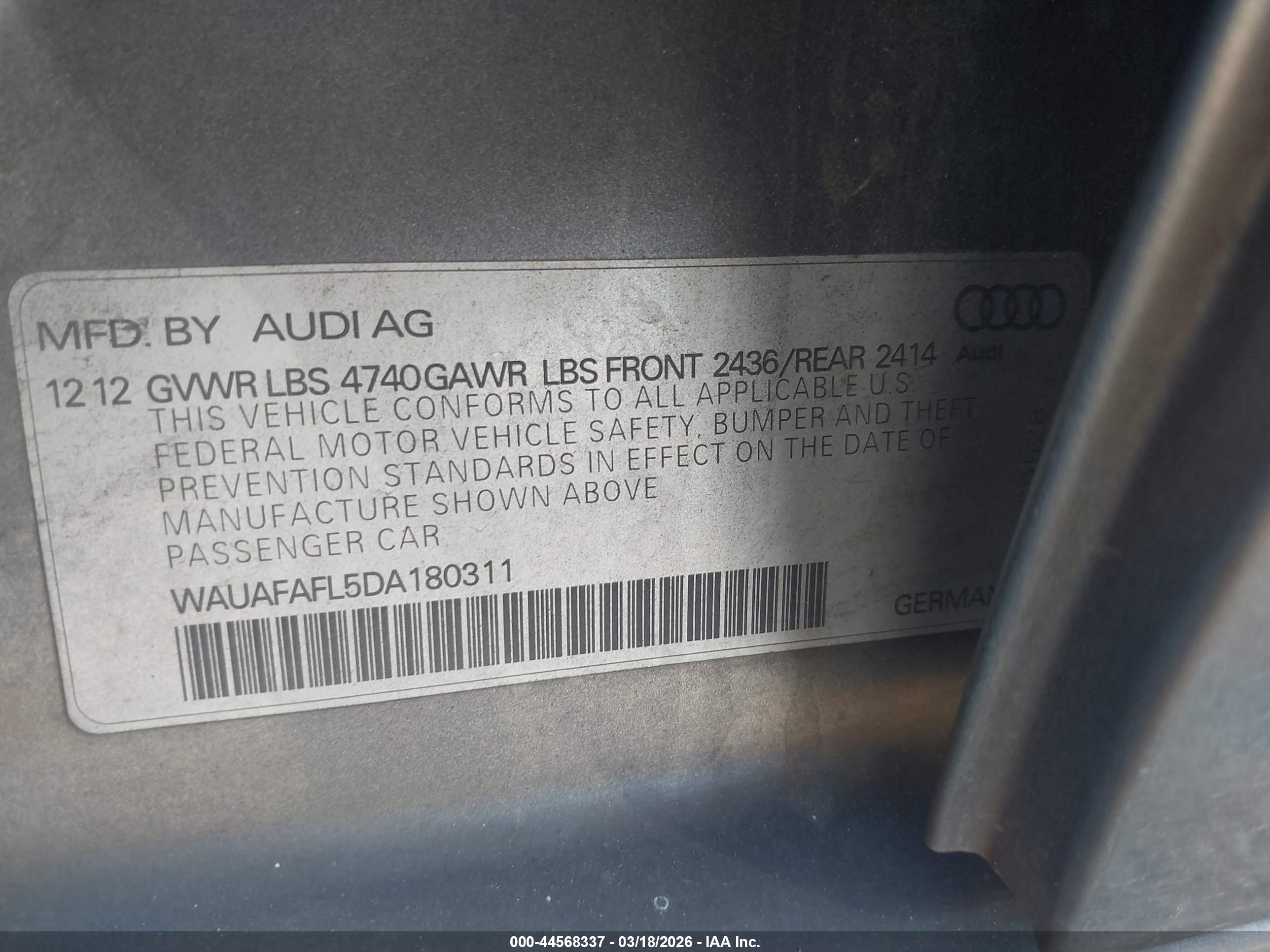 AUDI A4 image 9
