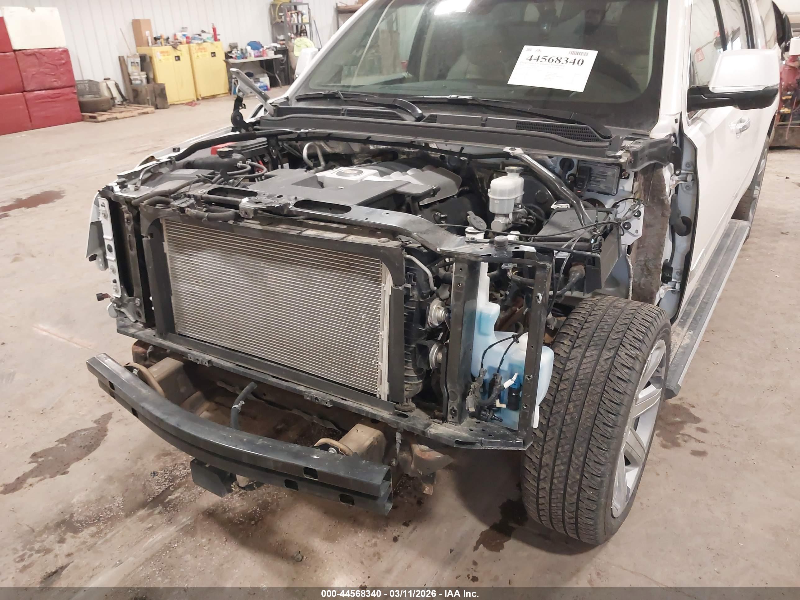 CADILLAC ESCALADE image 6