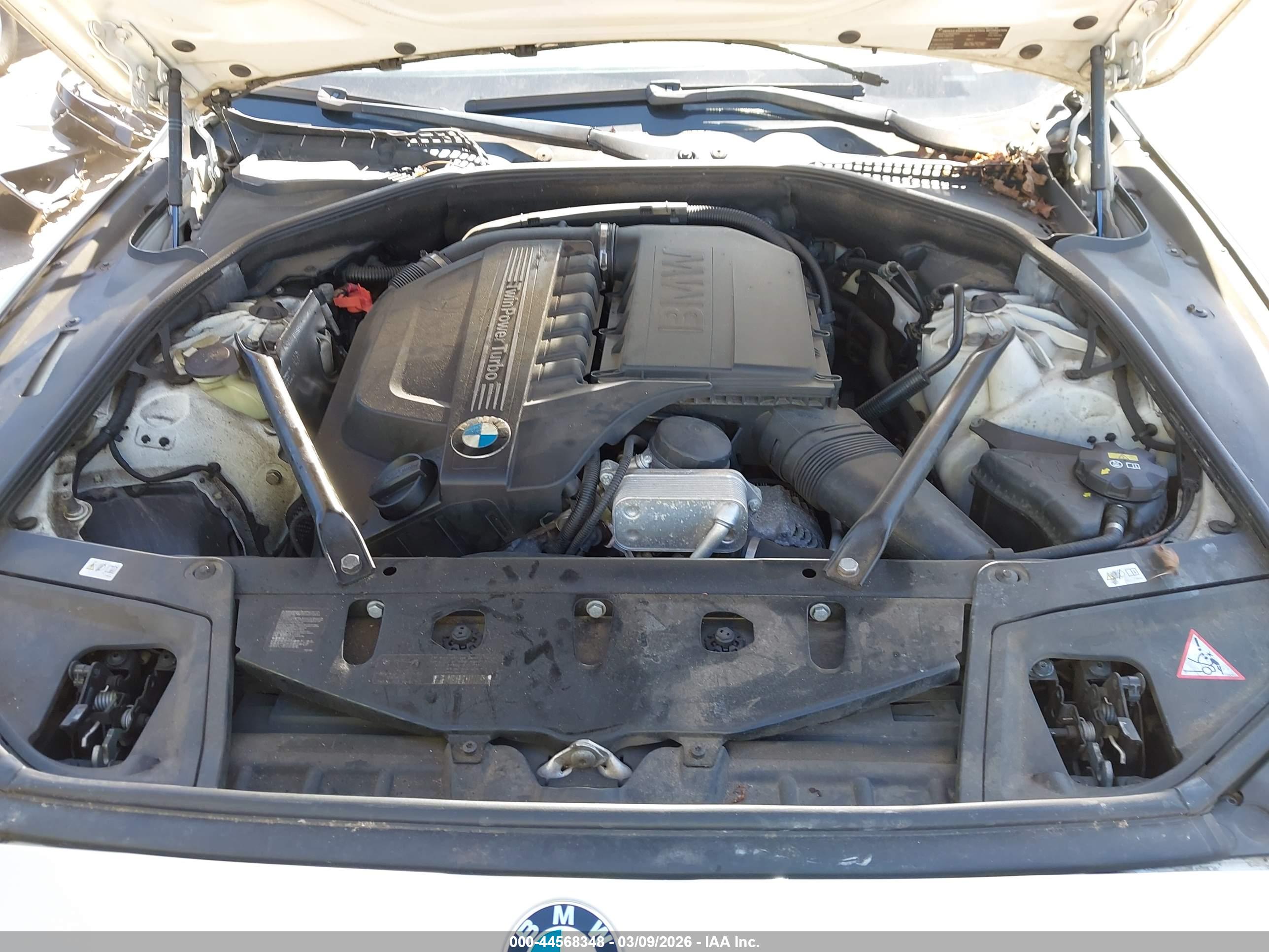 BMW 535I image 10