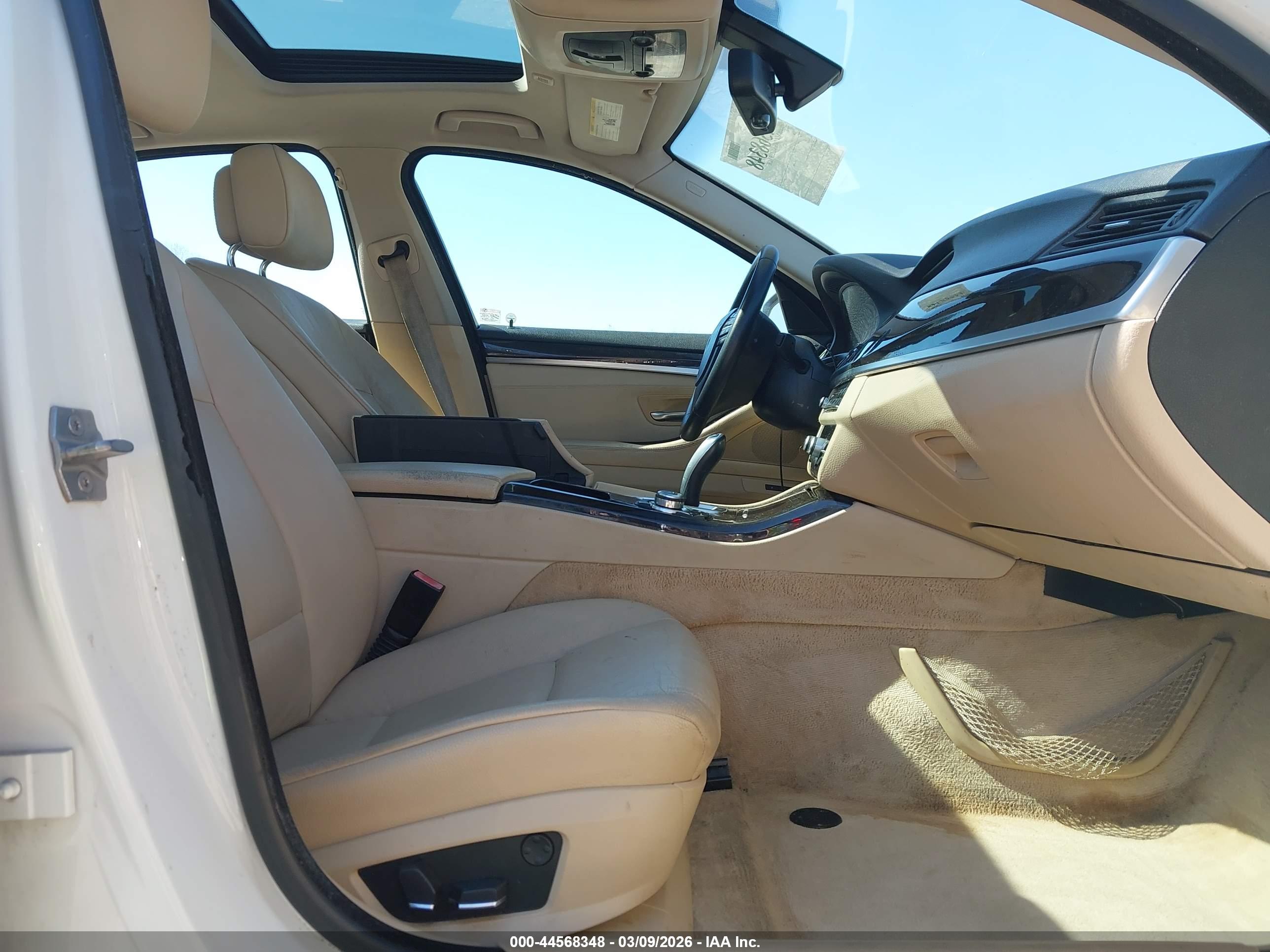 BMW 535I image 5