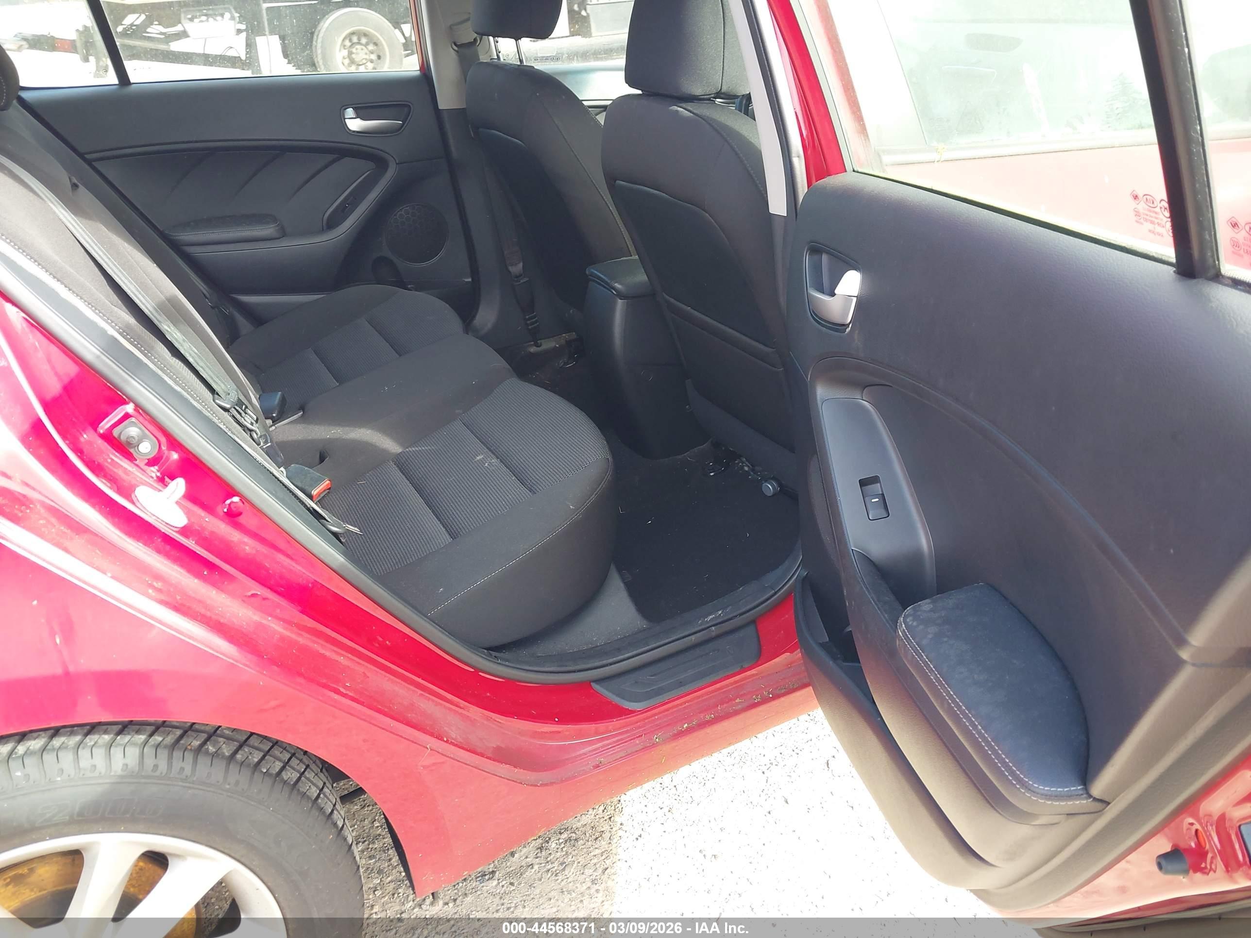 KIA FORTE image 8