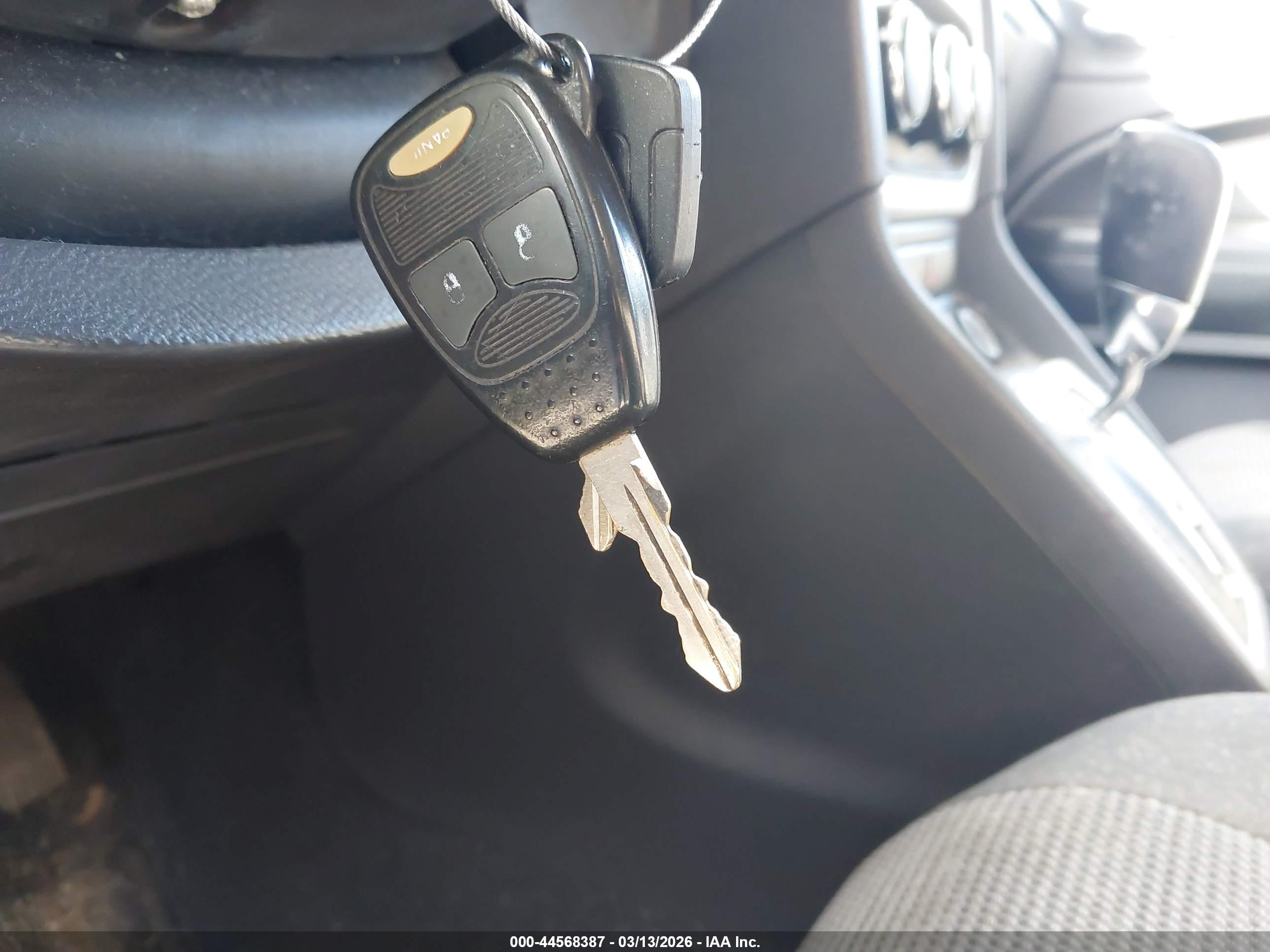 DODGE CALIBER image 11