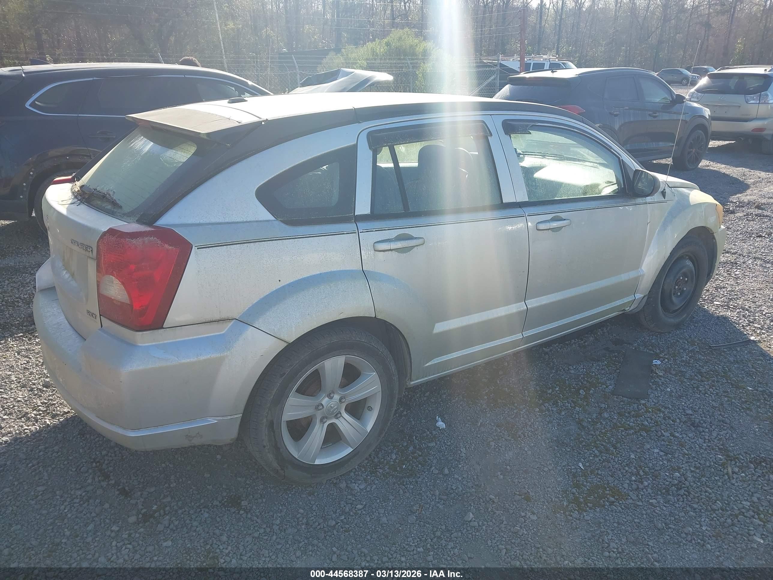 DODGE CALIBER image 4