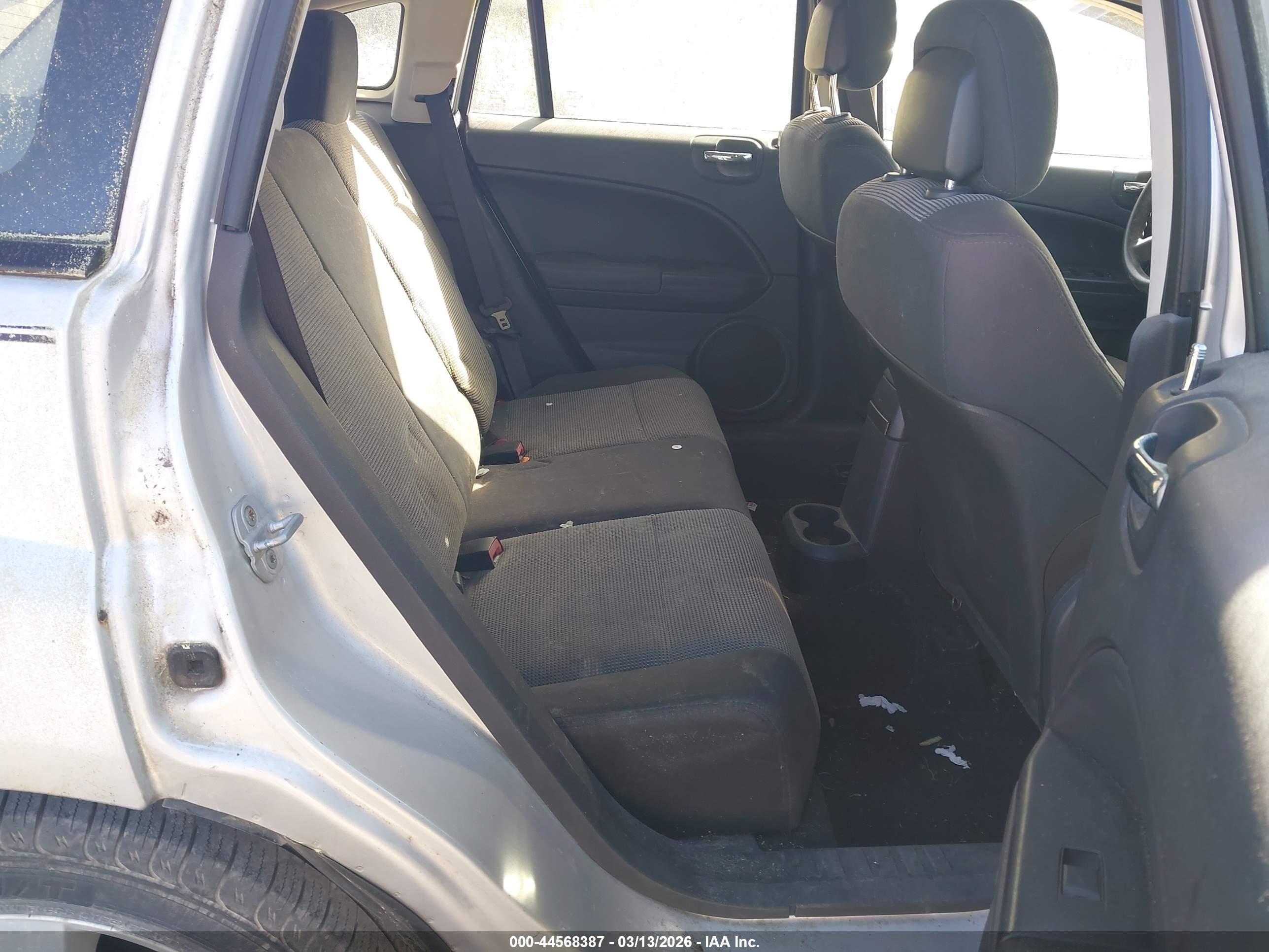 DODGE CALIBER image 8