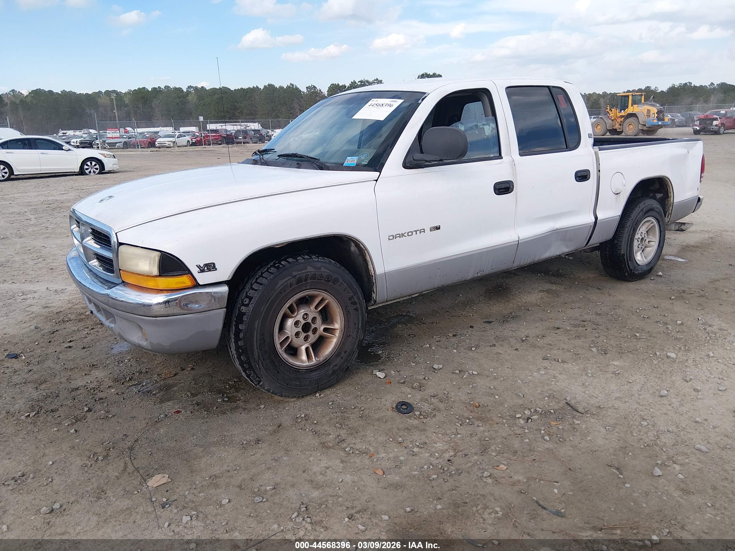 DODGE DAKOTA image 2