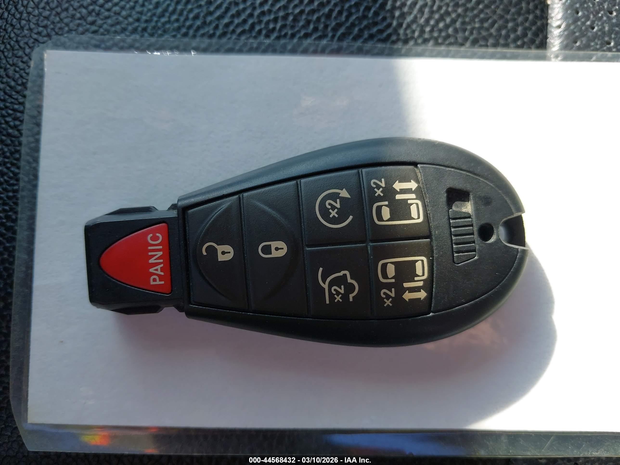 CHRYSLER TOWN image 11