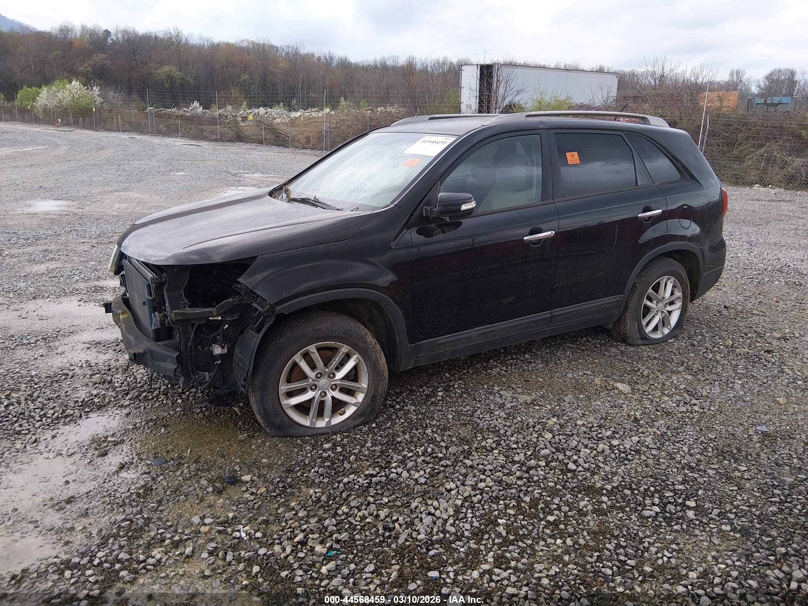 KIA SORENTO image 2