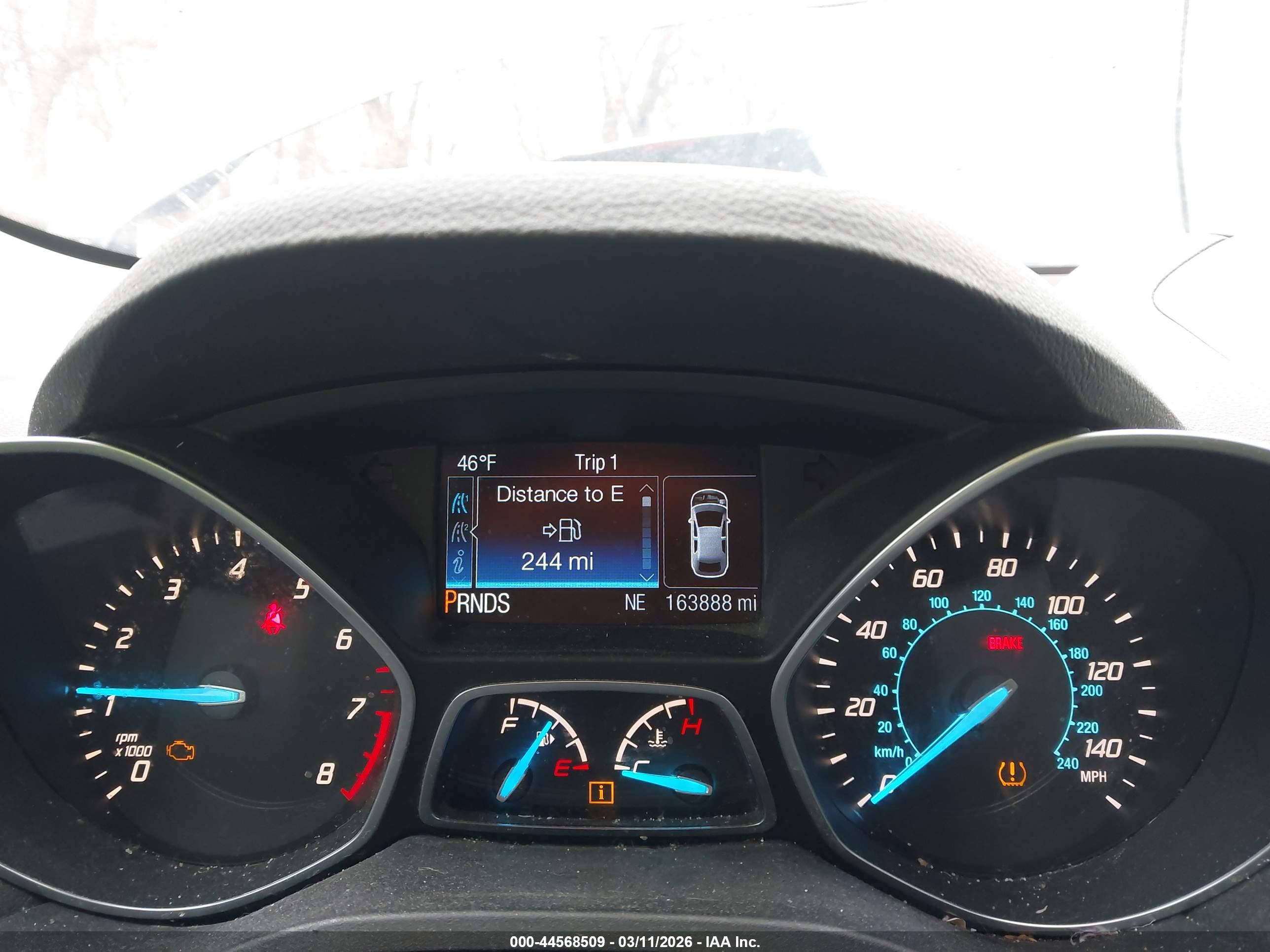 FORD ESCAPE image 7