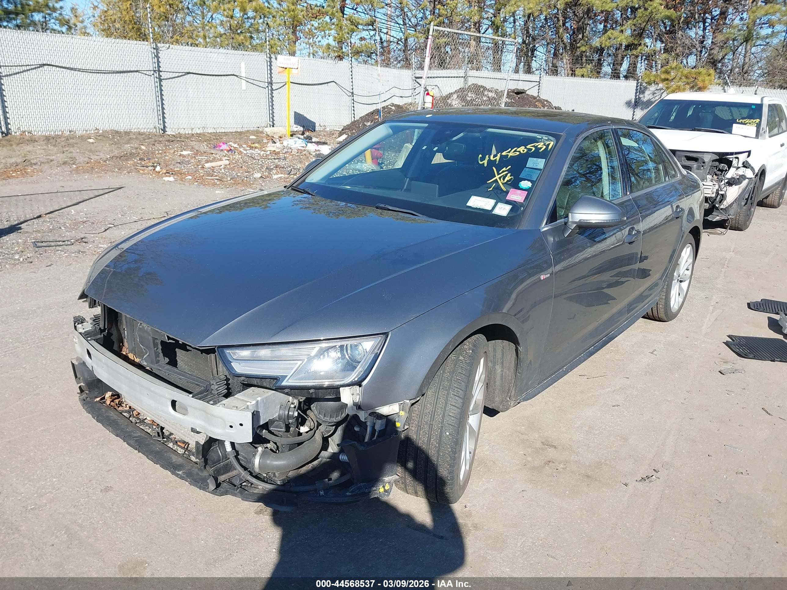 AUDI A4 image 2