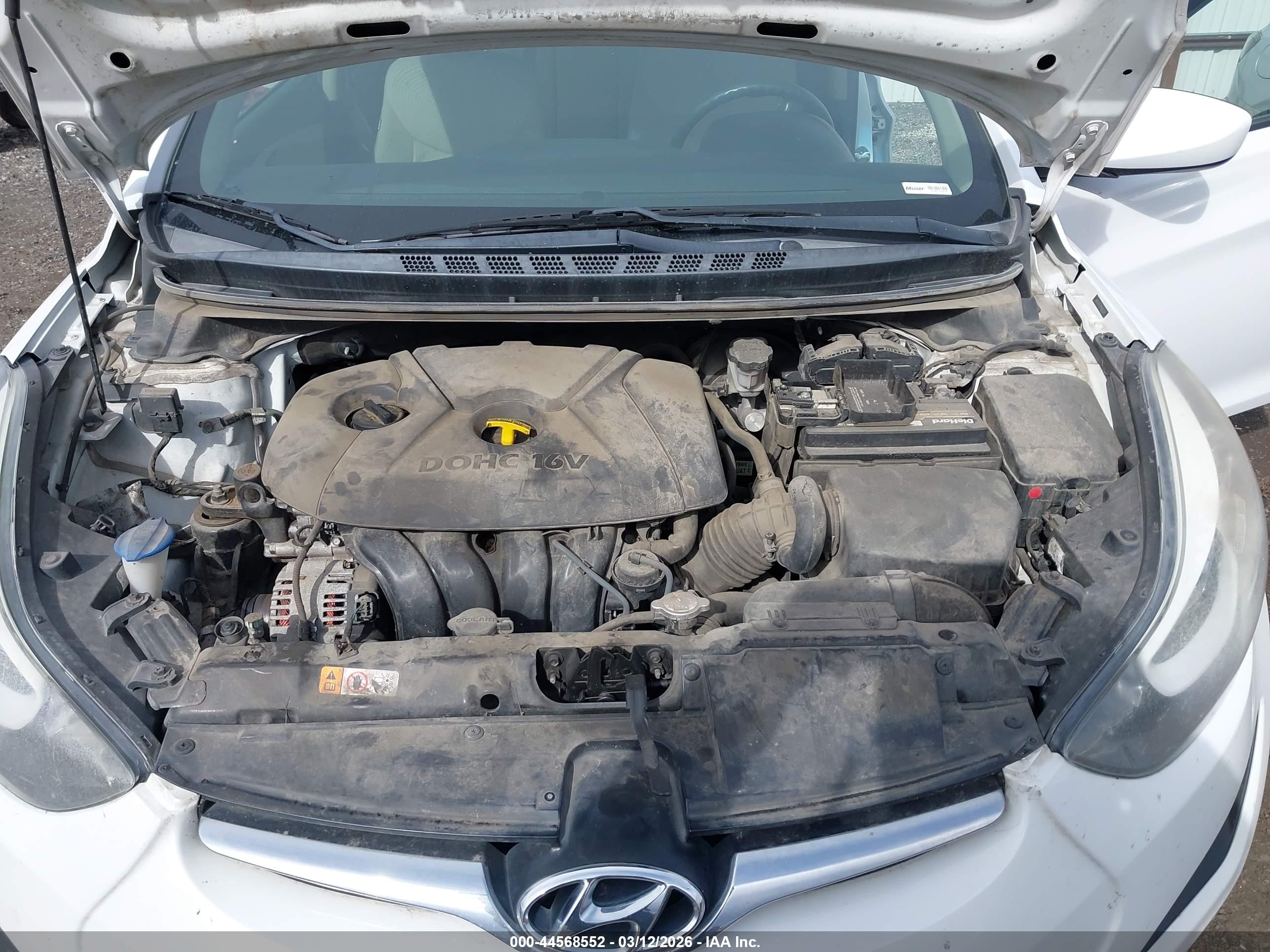 HYUNDAI ELANTRA image 10