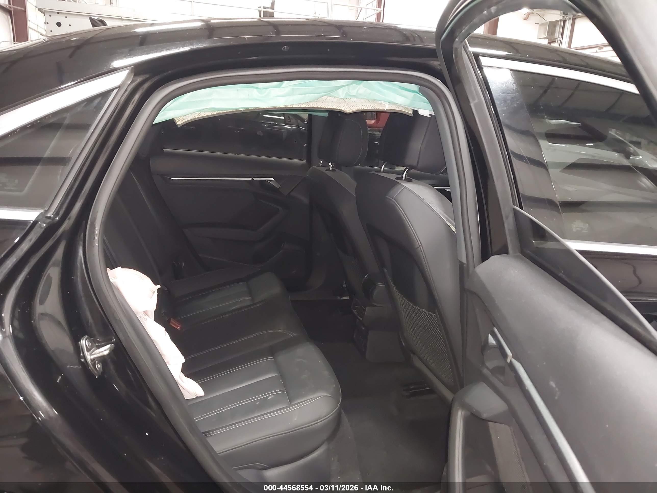 AUDI A3 image 8
