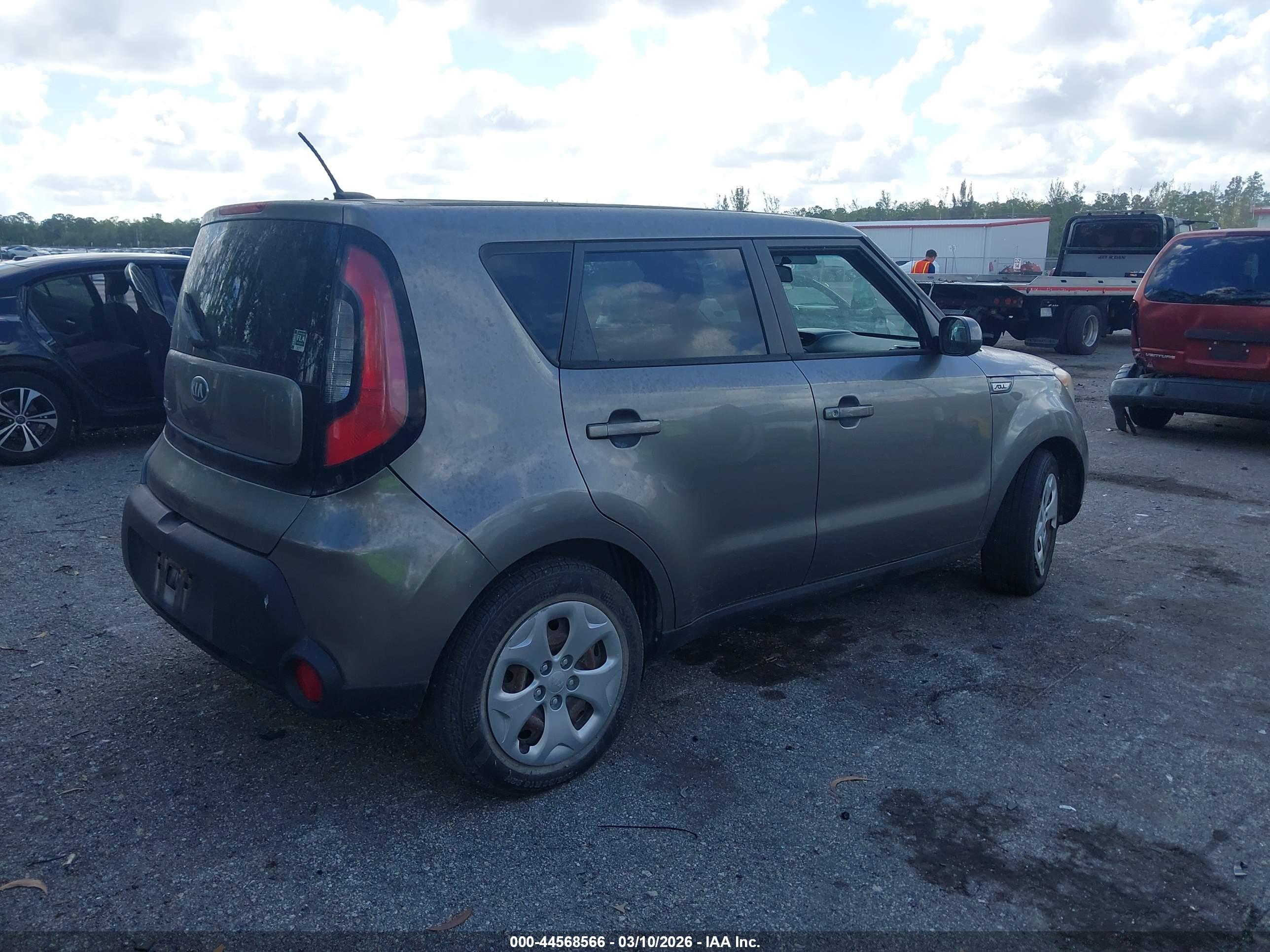KIA SOUL image 4