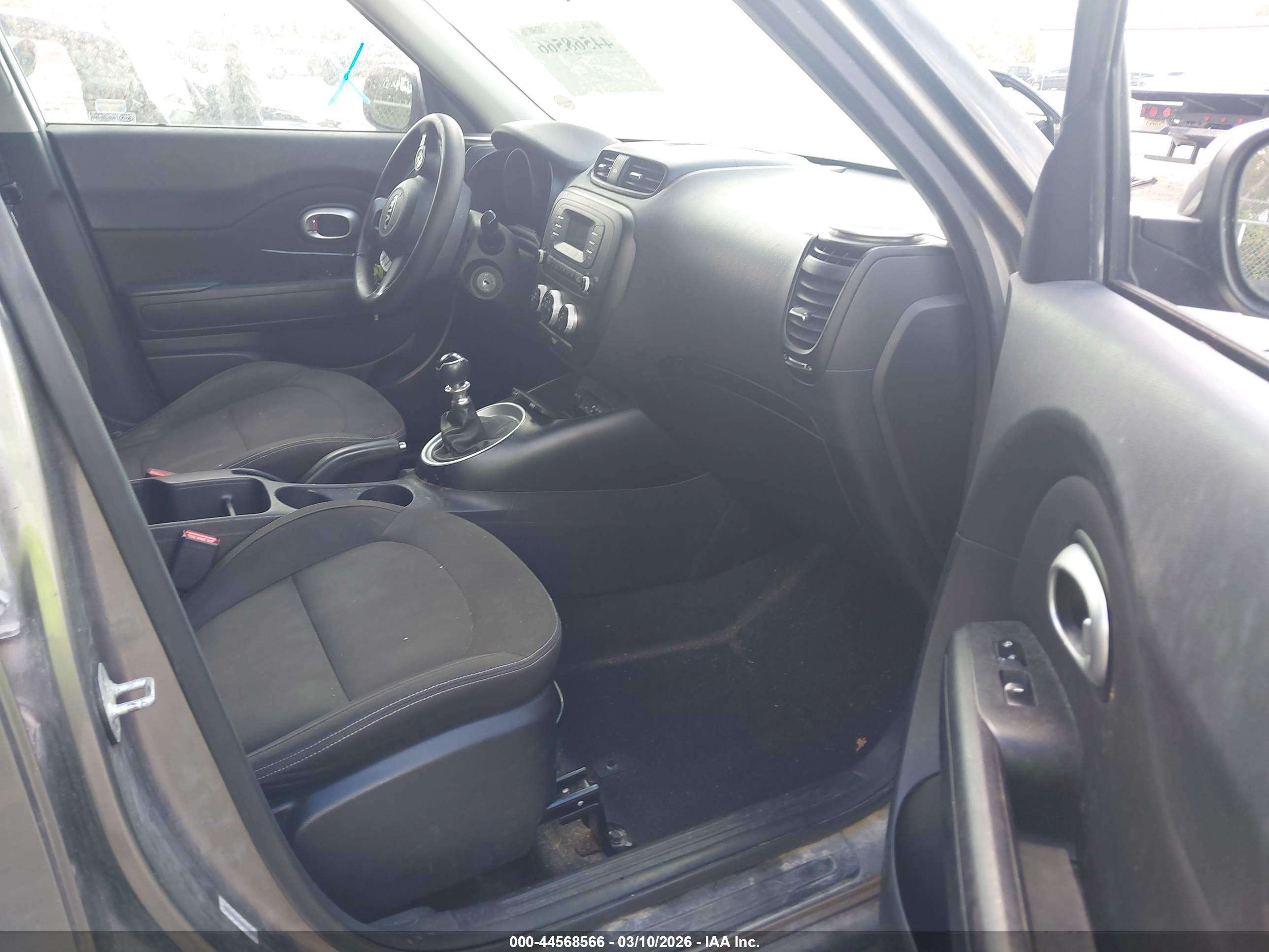 KIA SOUL image 5