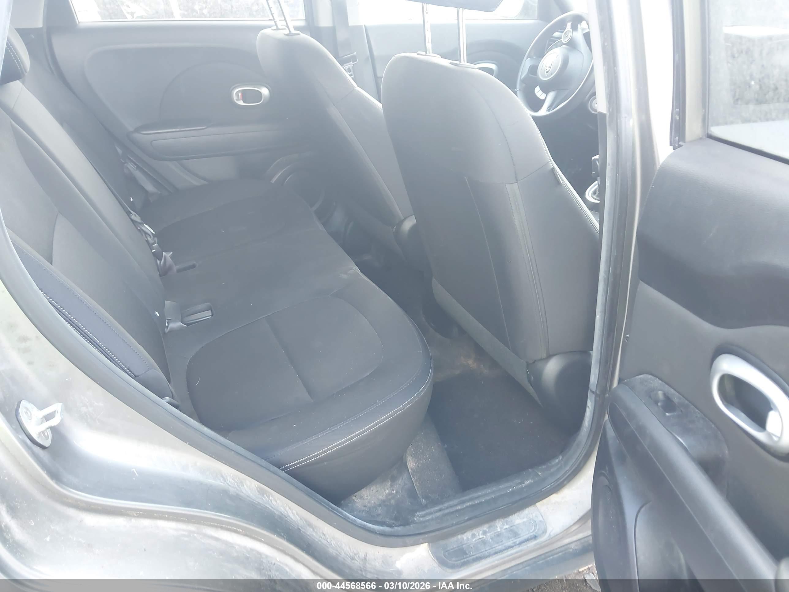 KIA SOUL image 8