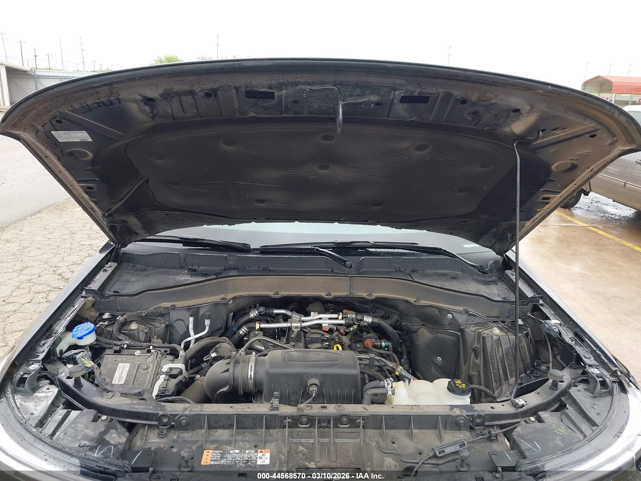 FORD EXPLORER image 10