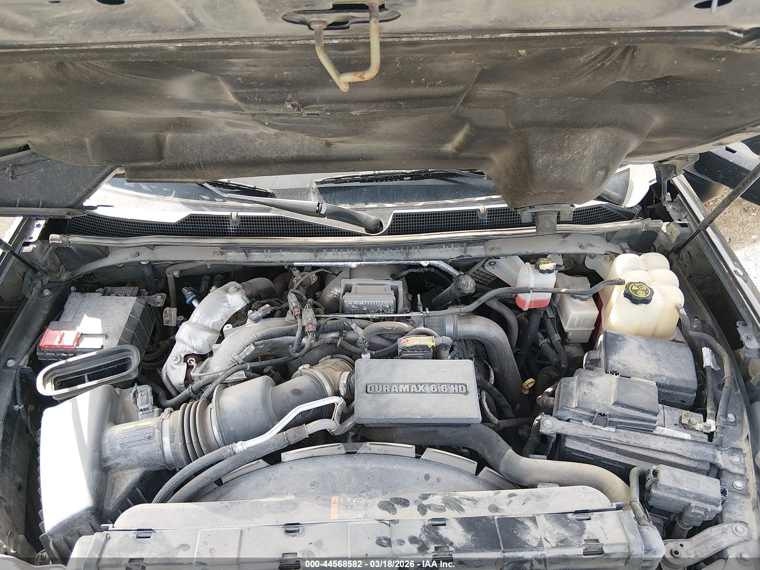 CHEVROLET SILVERADO image 10