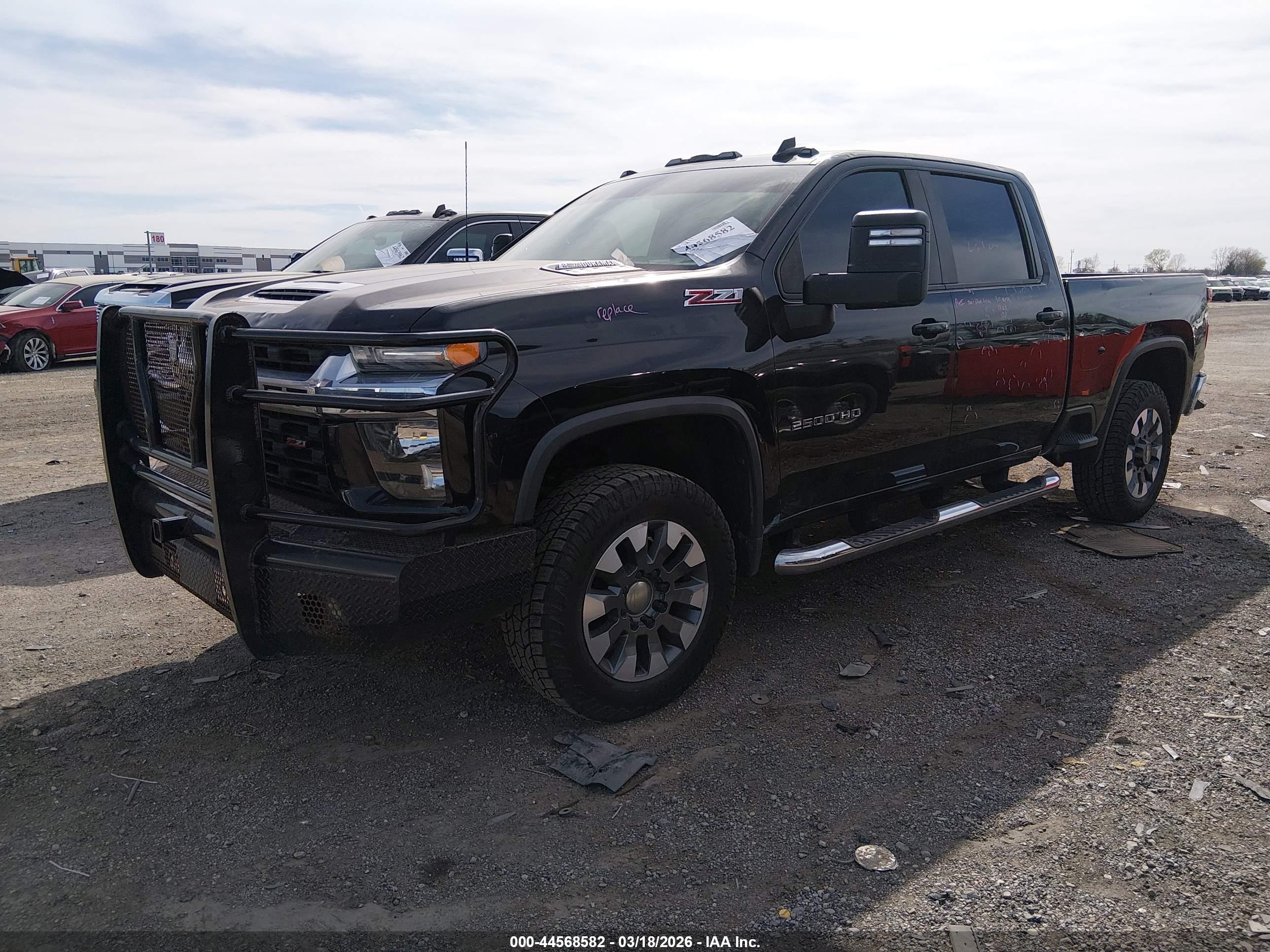 CHEVROLET SILVERADO image 2