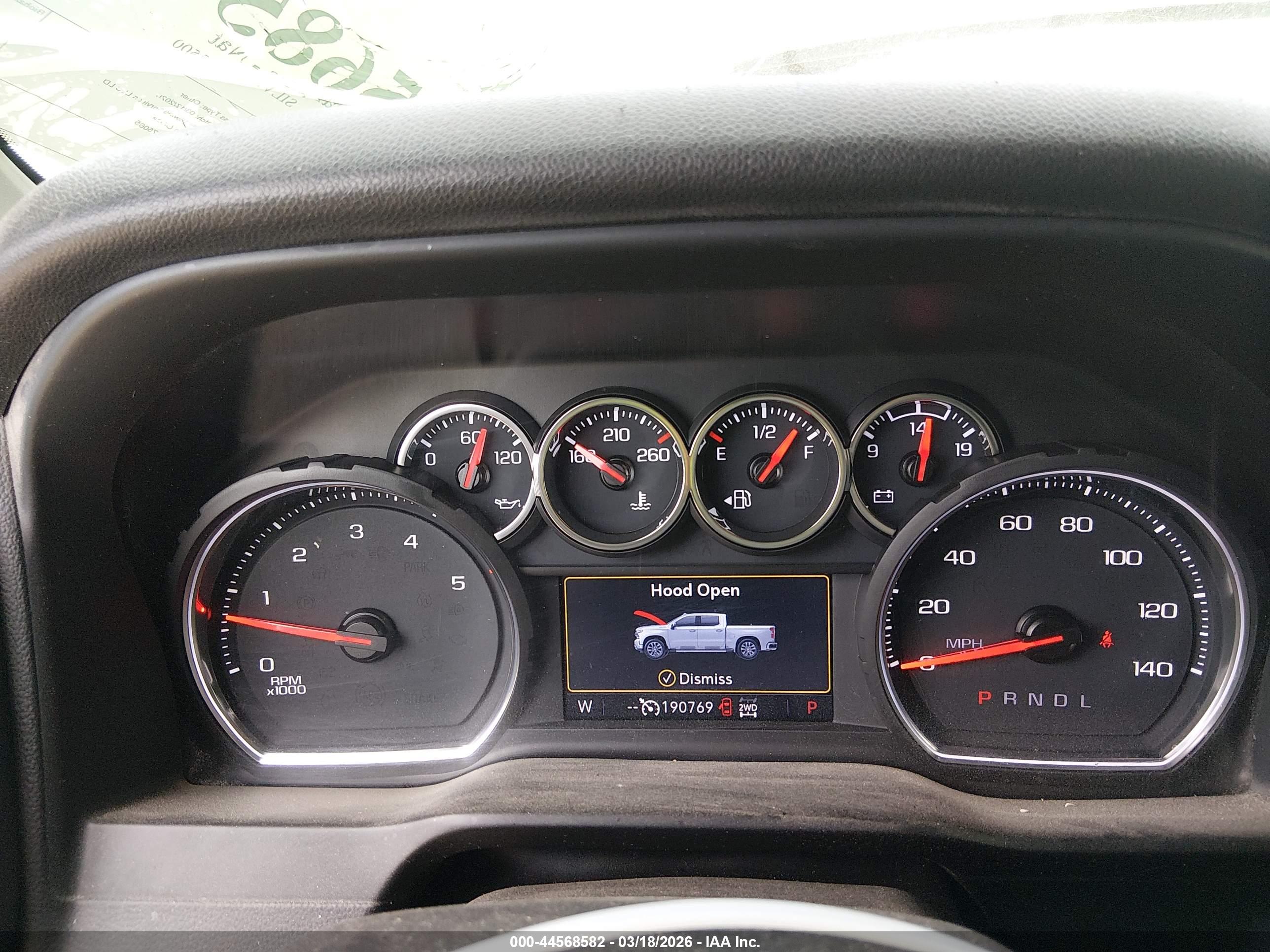 CHEVROLET SILVERADO image 7