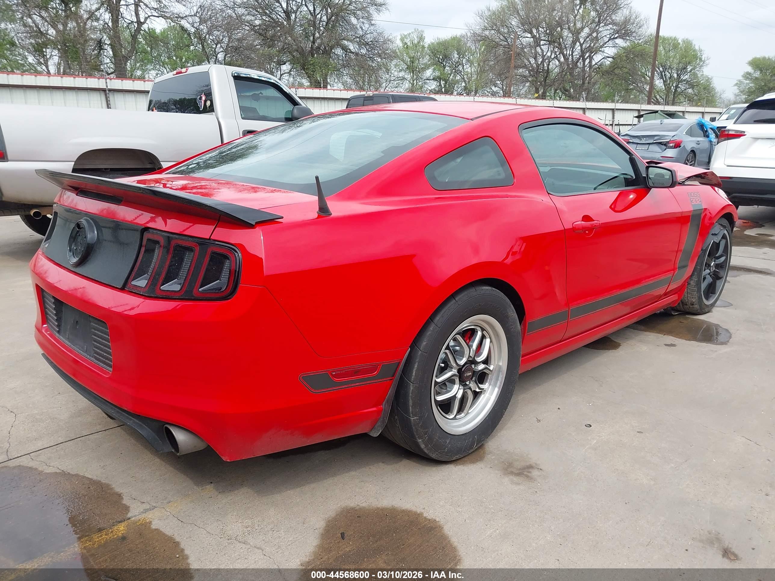 FORD MUSTANG image 4