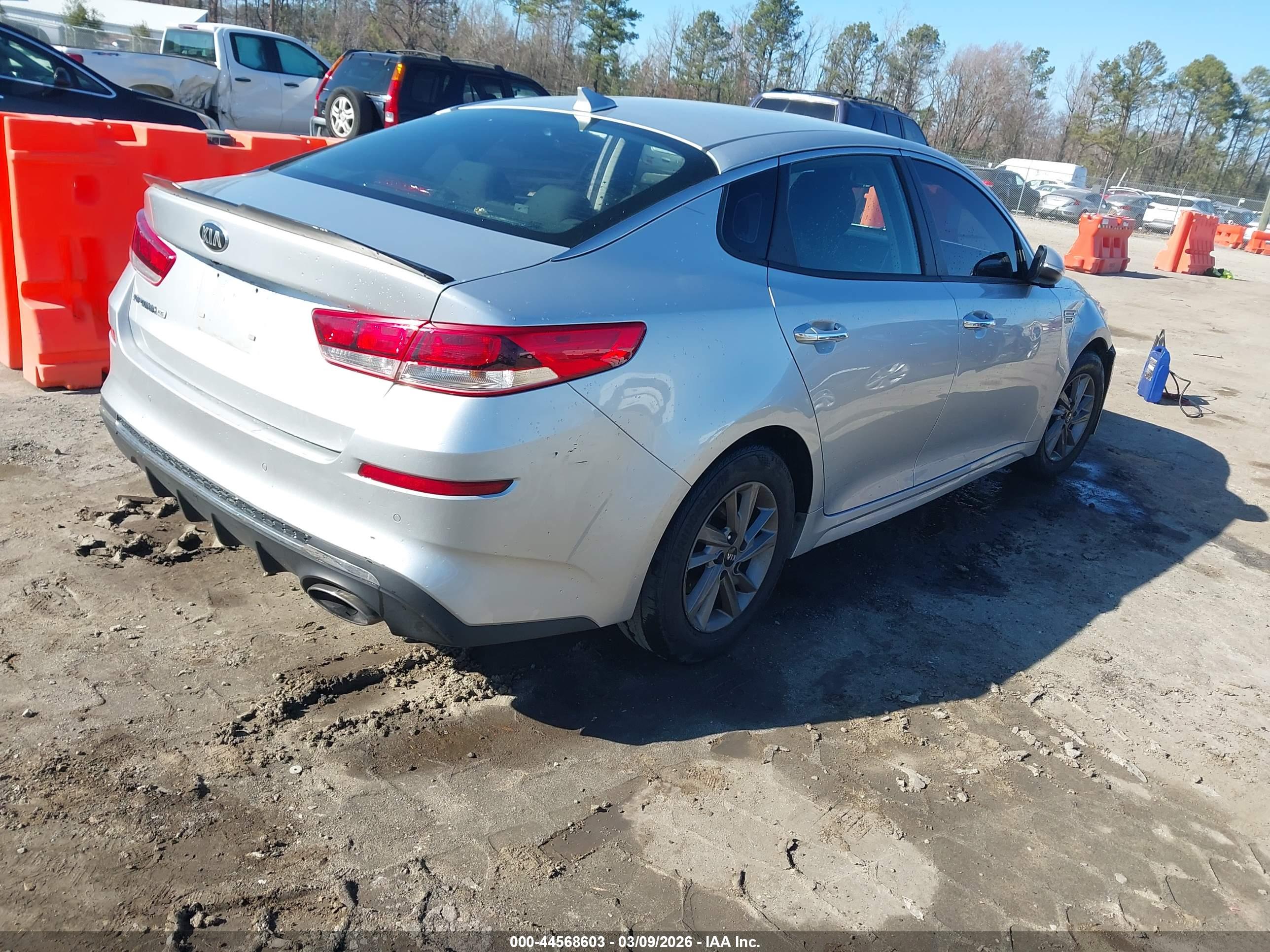 KIA OPTIMA image 4