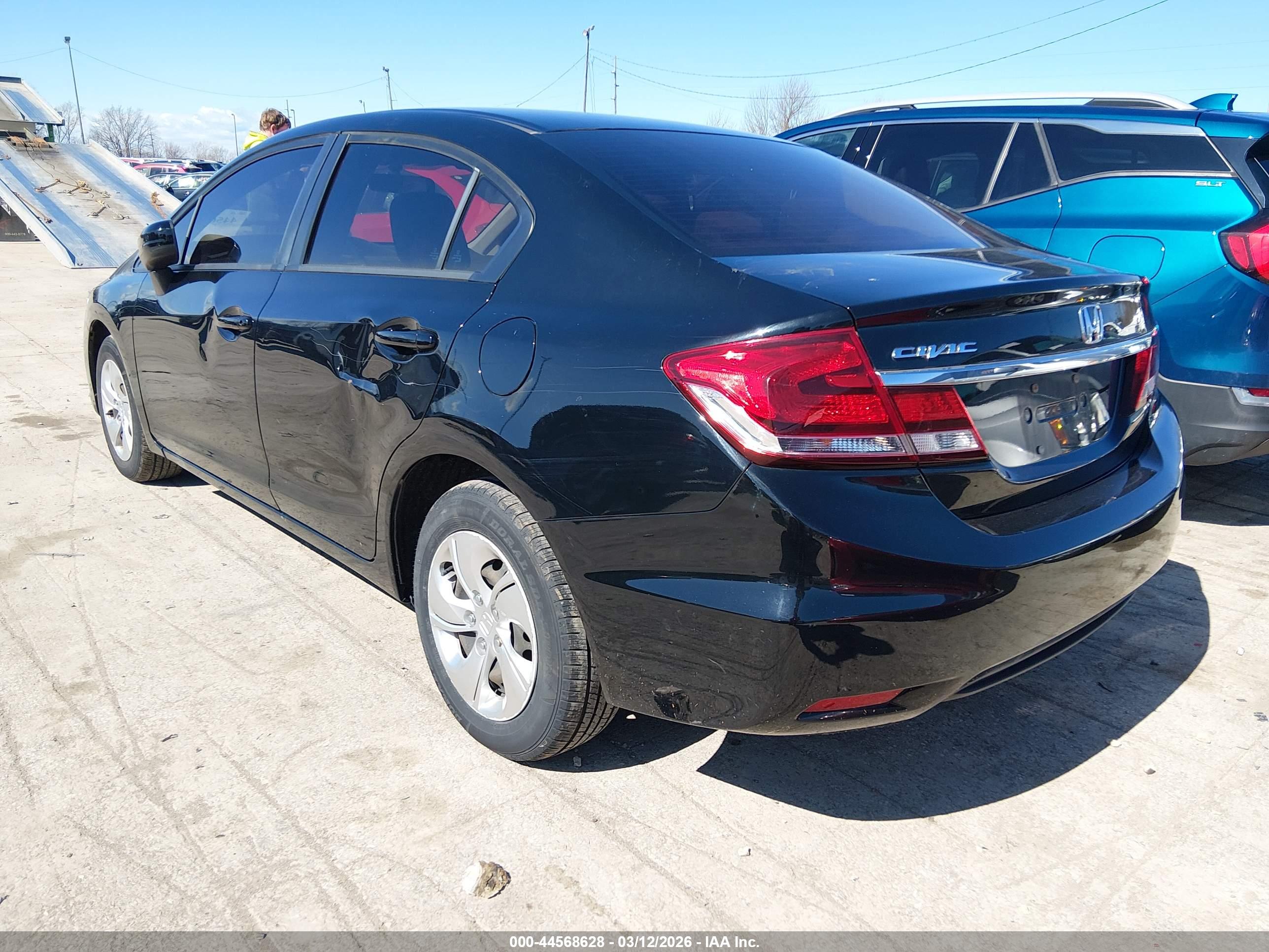 HONDA CIVIC image 3