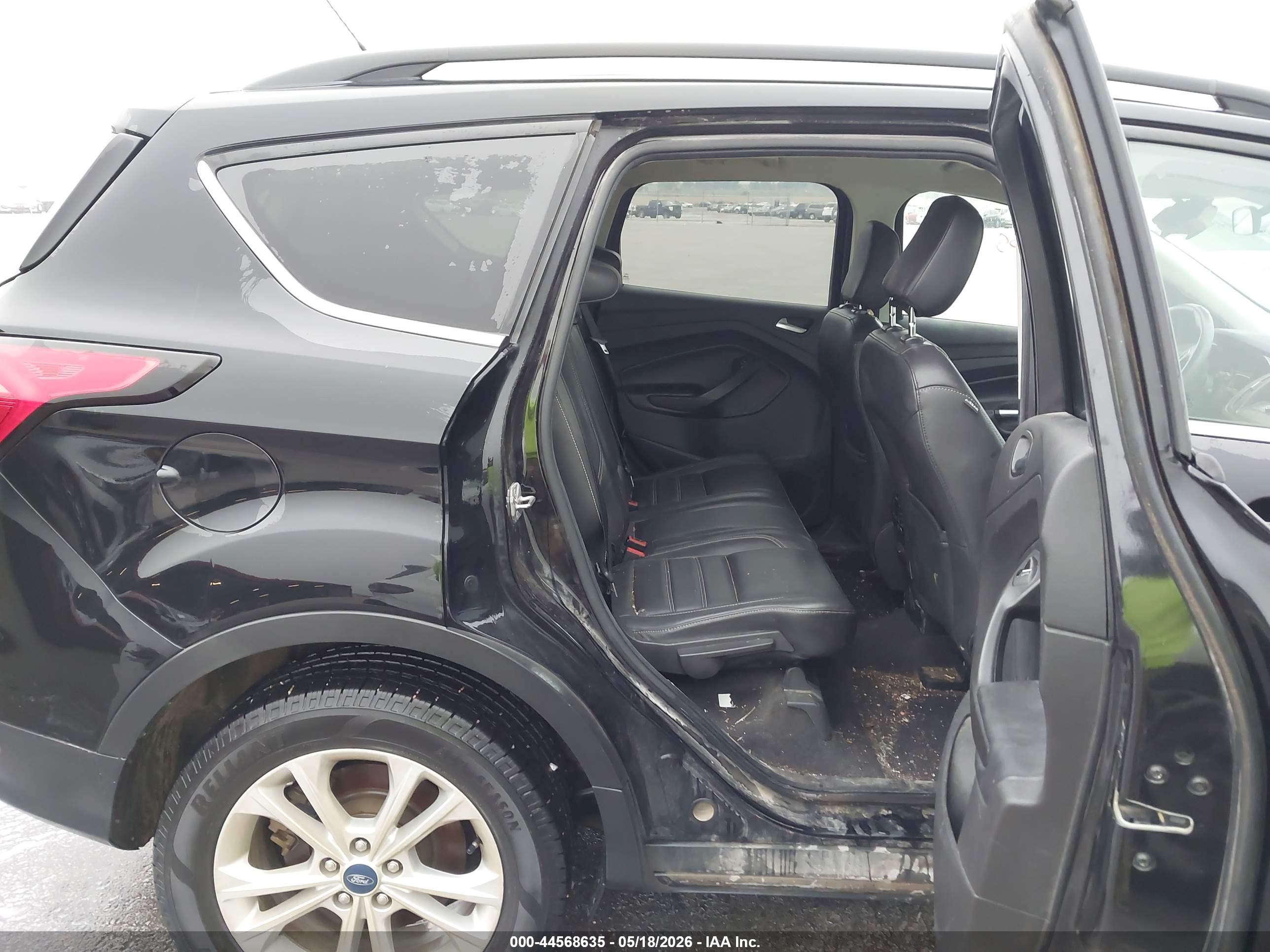 FORD ESCAPE image 8