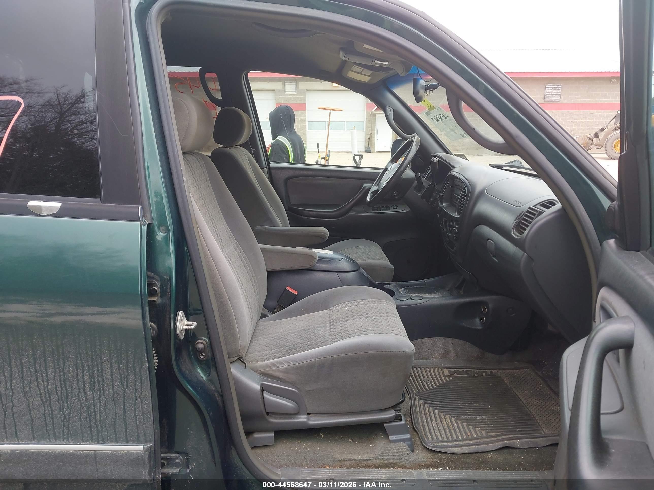 TOYOTA TUNDRA image 5